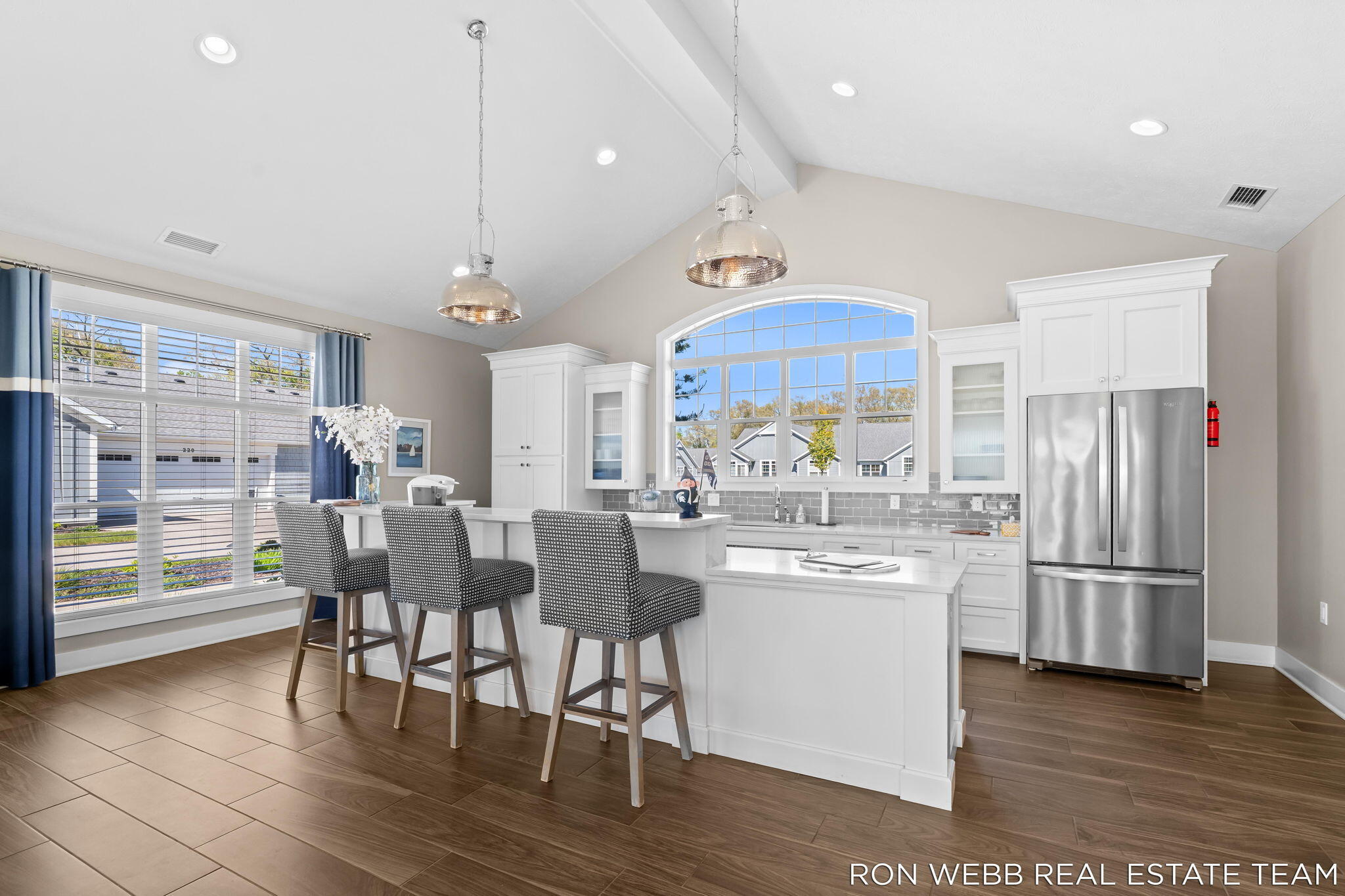 195 Janes View Drive