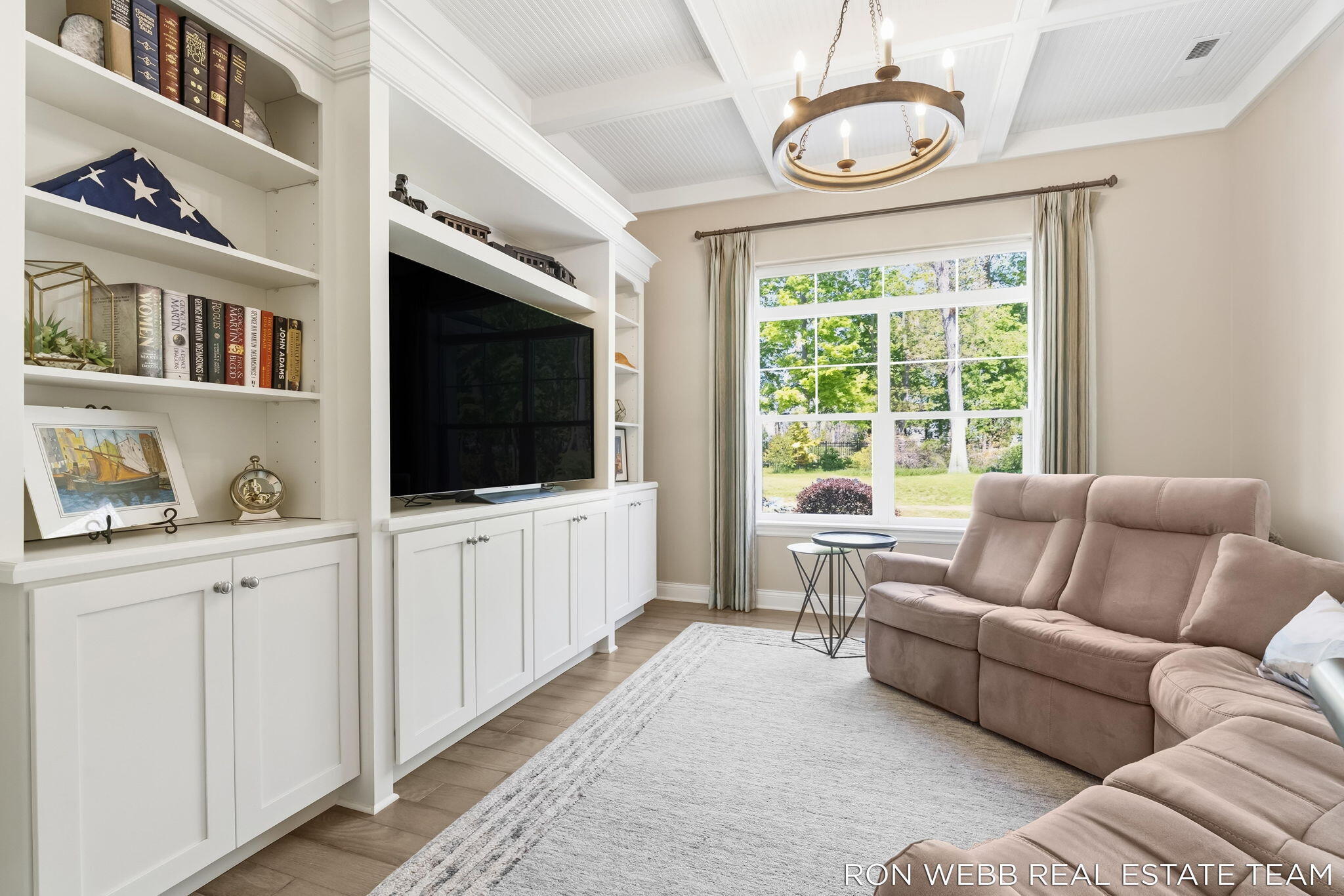 195 Janes View Drive