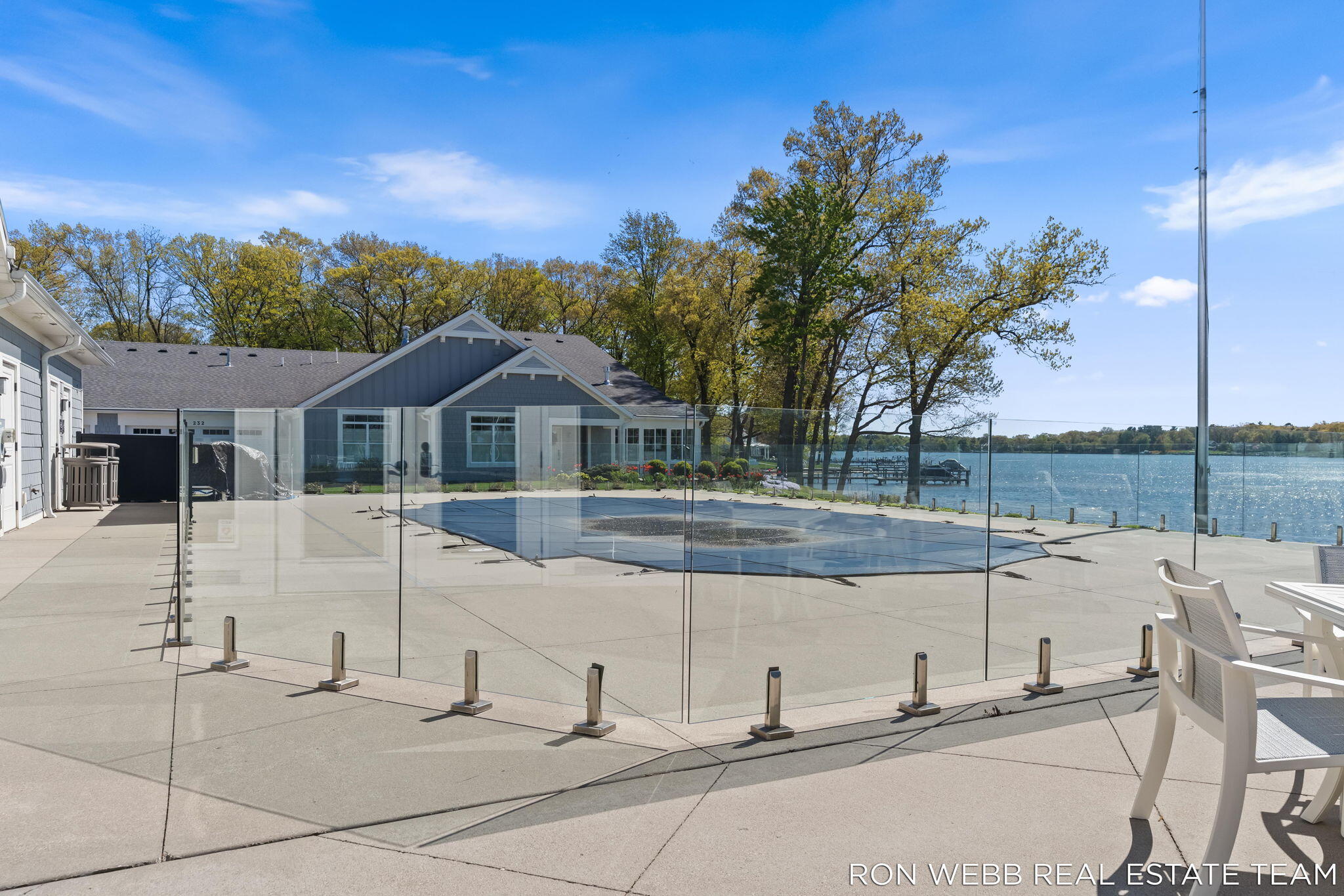 195 Janes View Drive