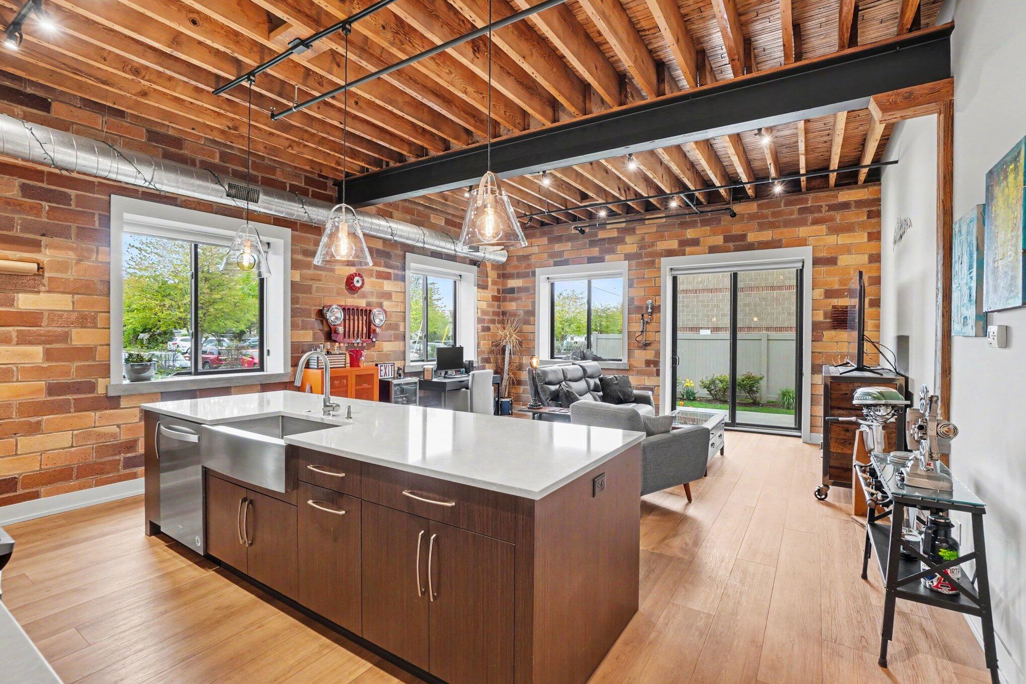110 Central Avenue 102