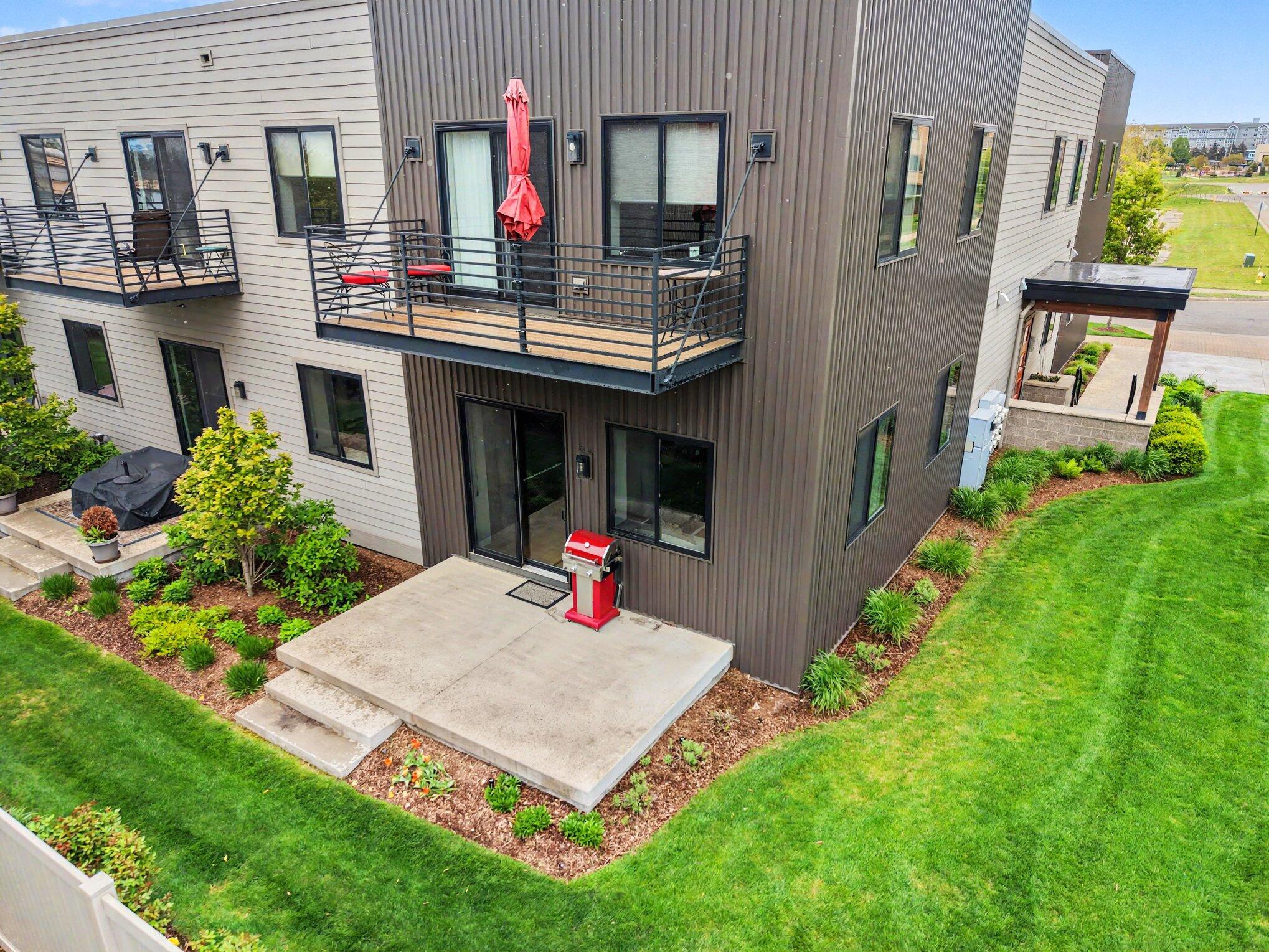 110 Central Avenue 102