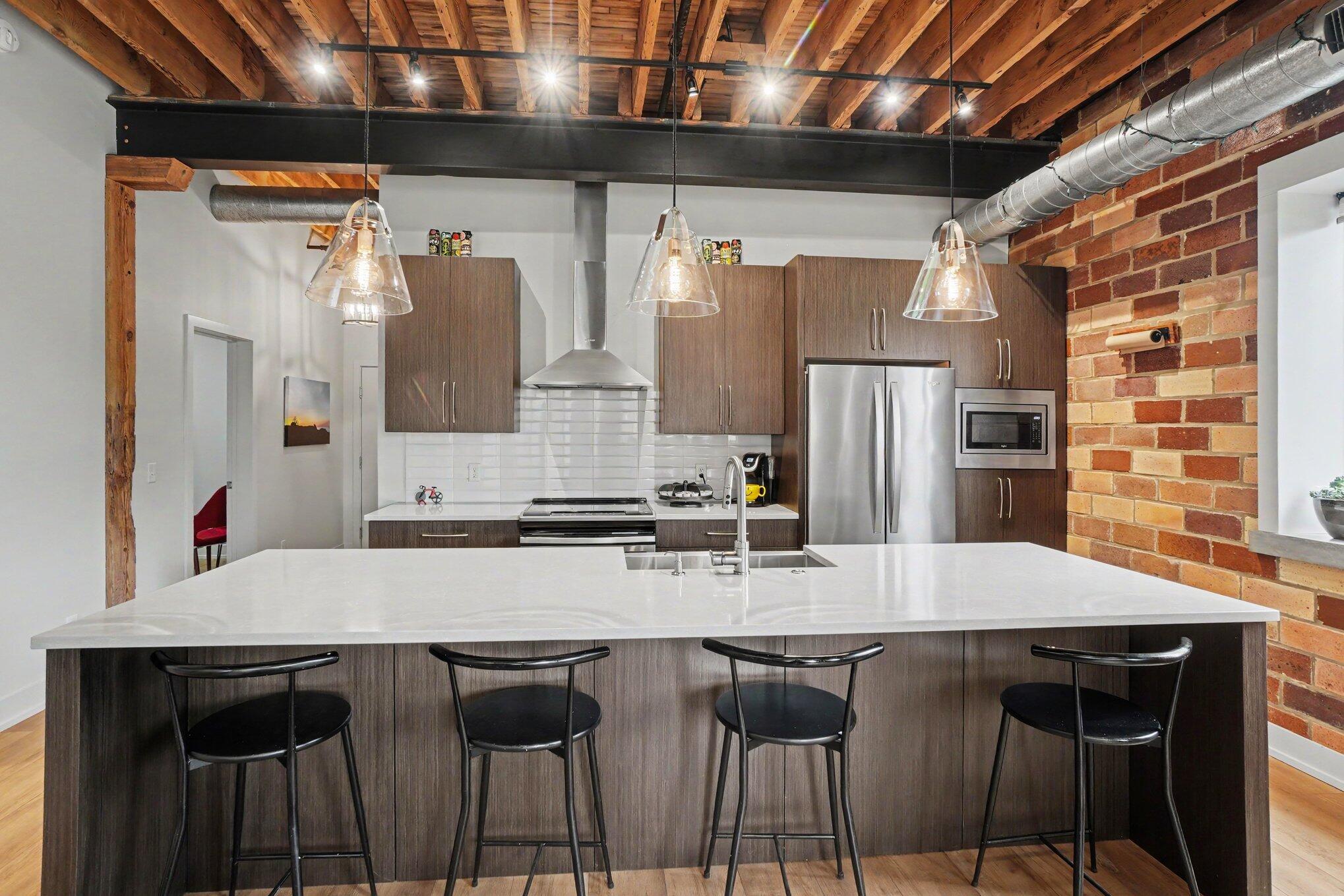 110 Central Avenue 102