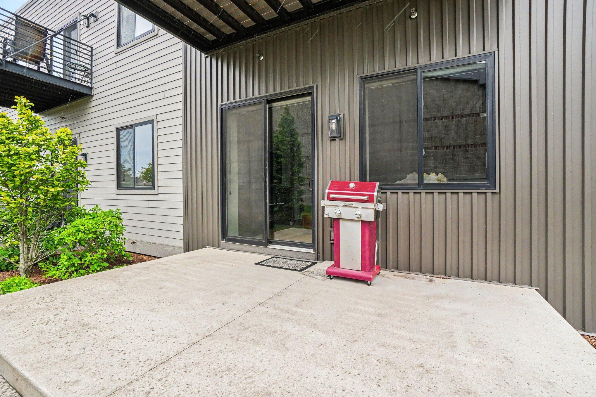 110 Central Avenue 102