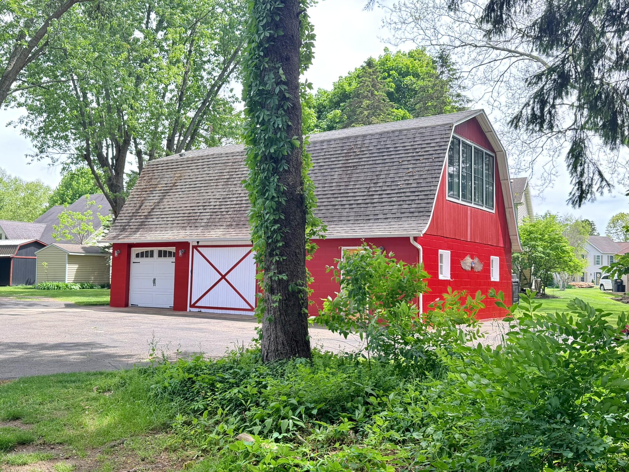 1346 W Marquette Woods Road, St. Joseph