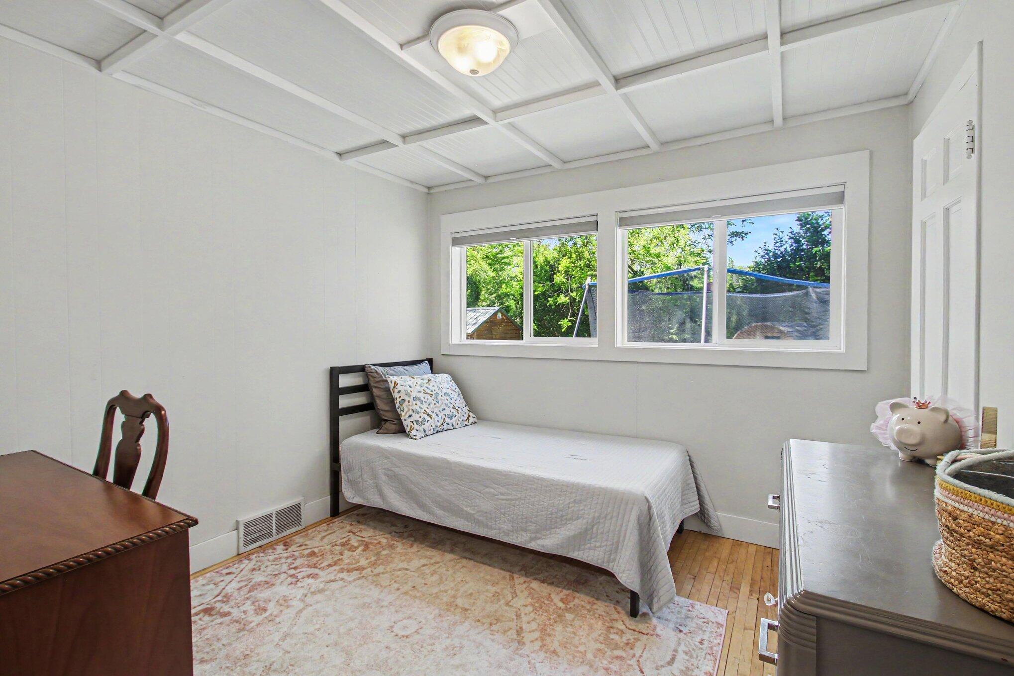 1222 32nd Street
