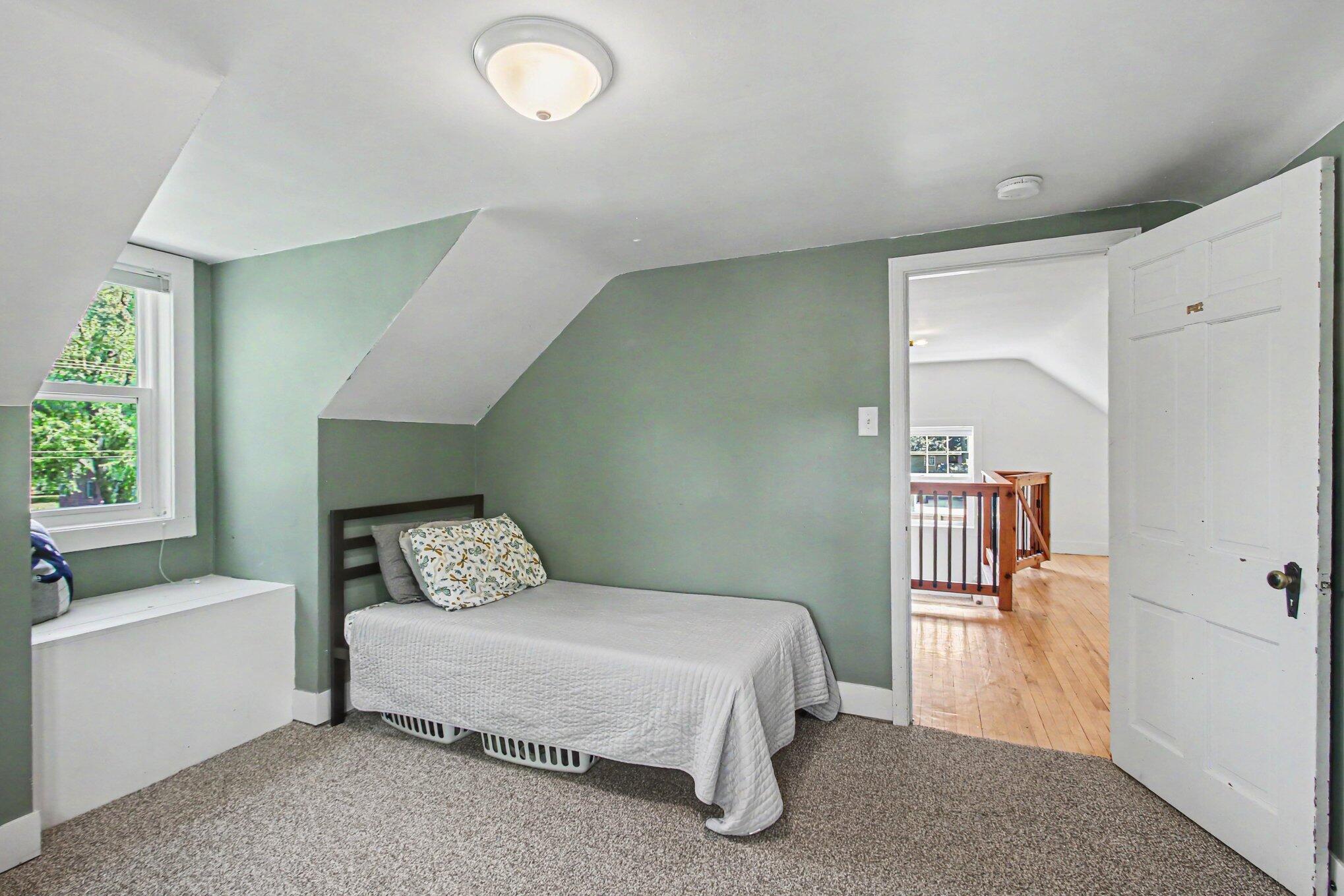 1222 32nd Street