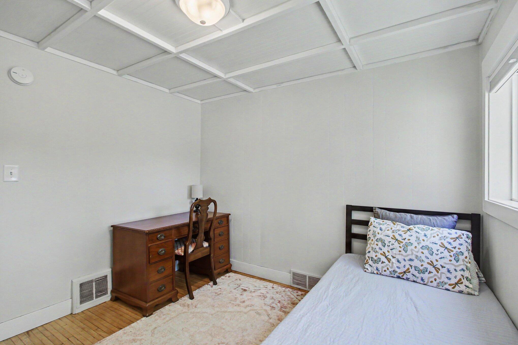 1222 32nd Street