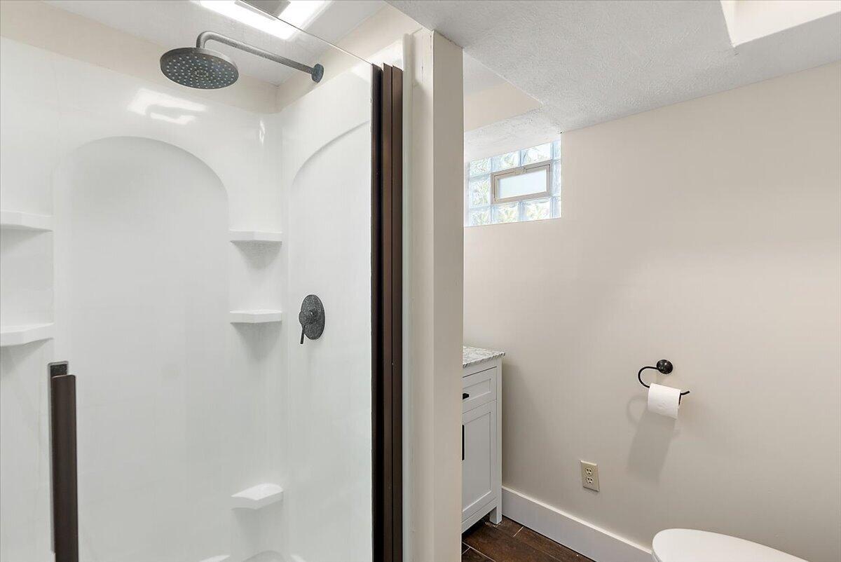 164 W 18th Street