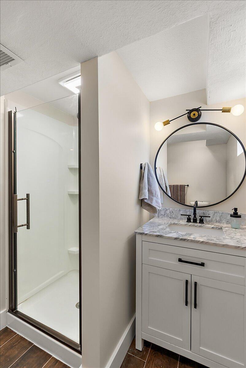 164 W 18th Street