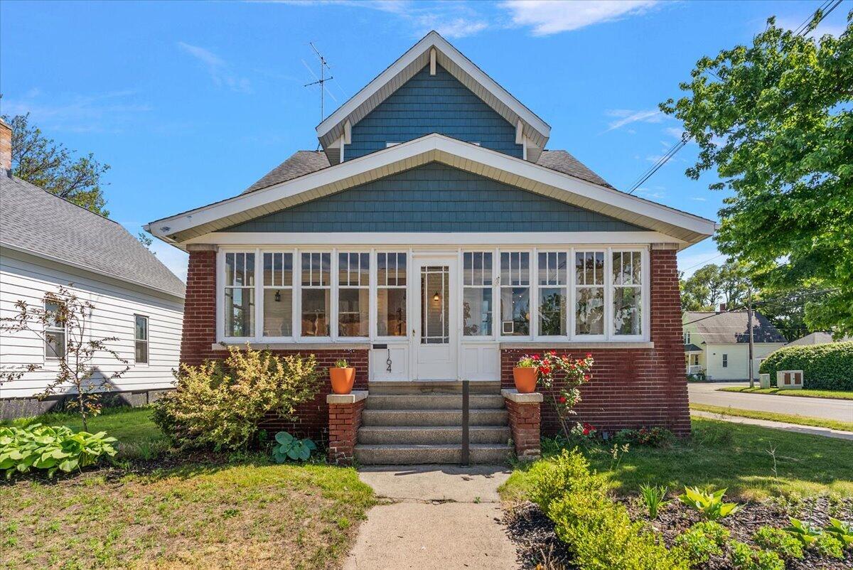 164 W 18th Street