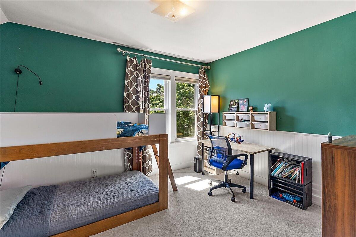 164 W 18th Street
