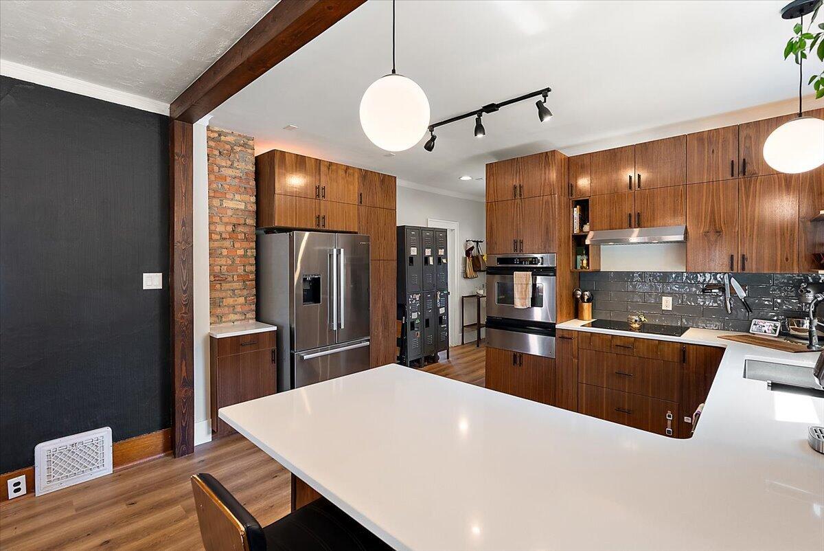 164 W 18th Street