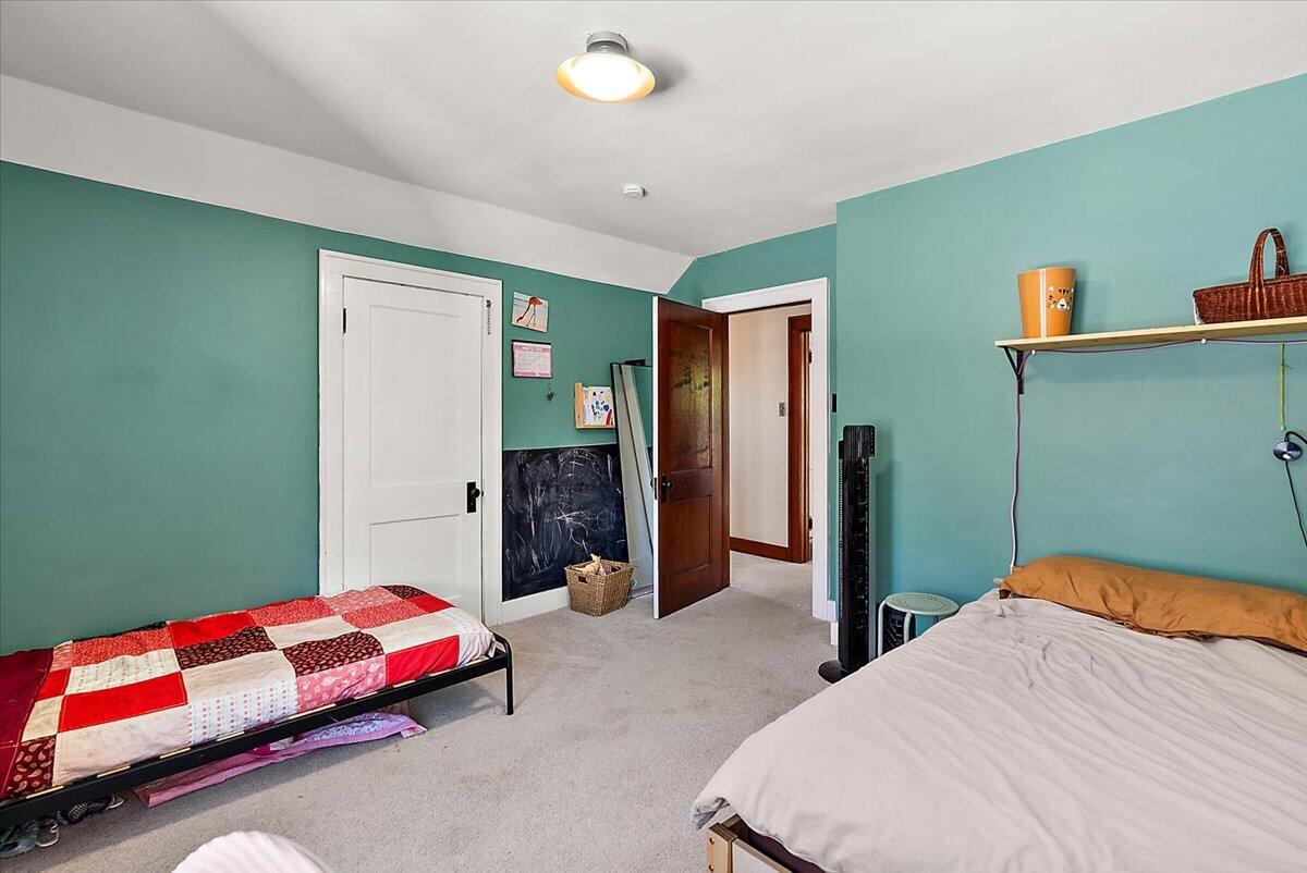 164 W 18th Street