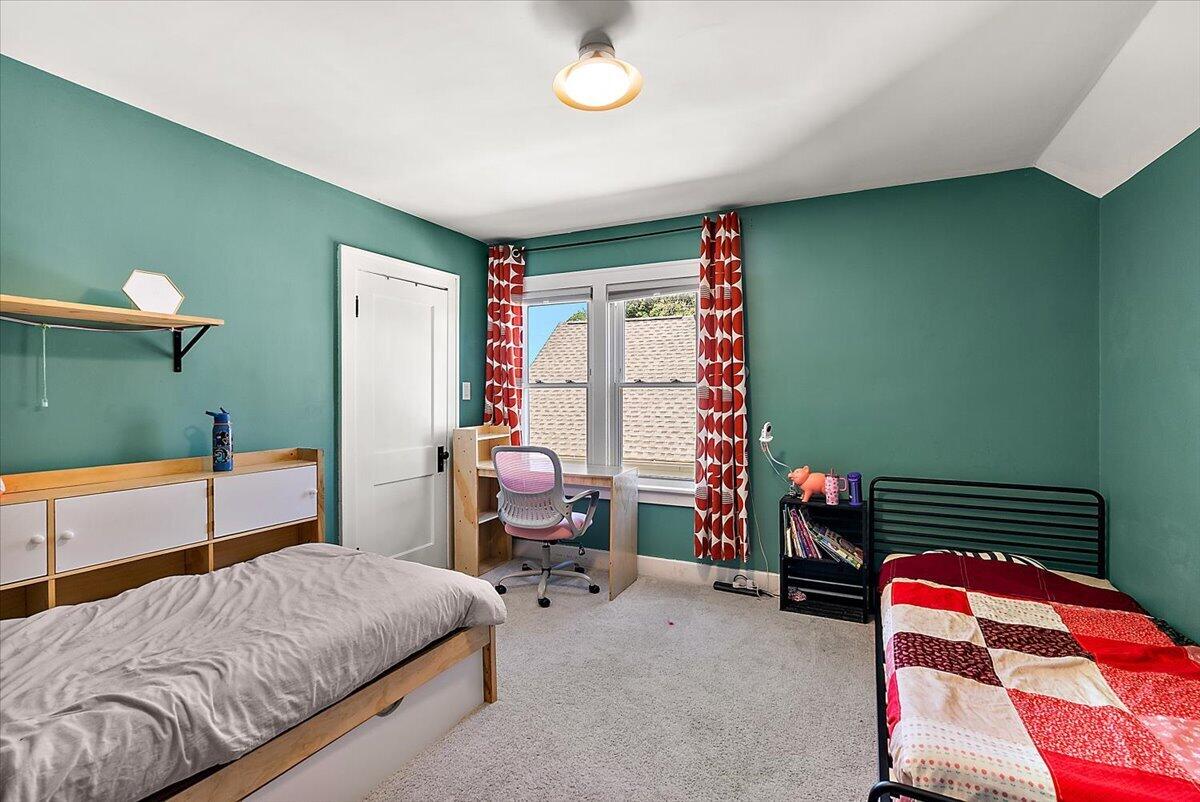 164 W 18th Street