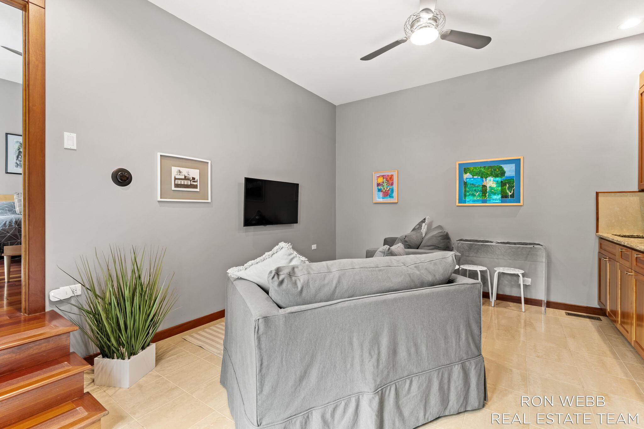 1234 Shorecrest Drive