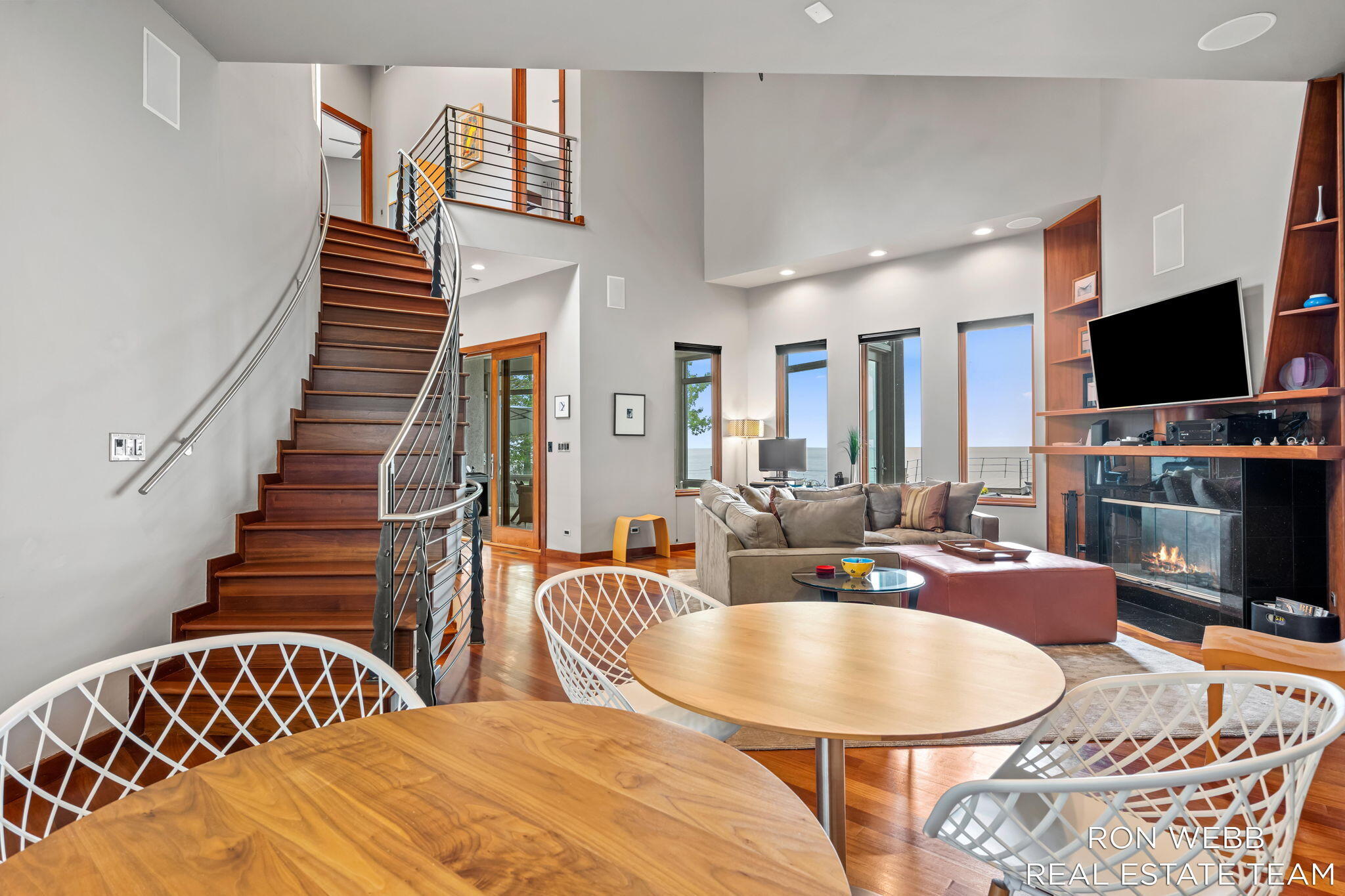 1234 Shorecrest Drive