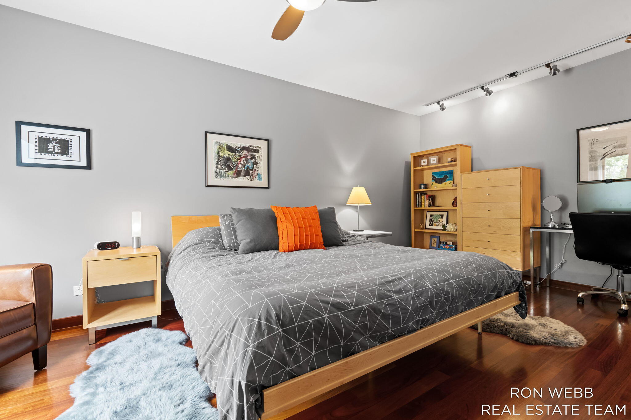 1234 Shorecrest Drive