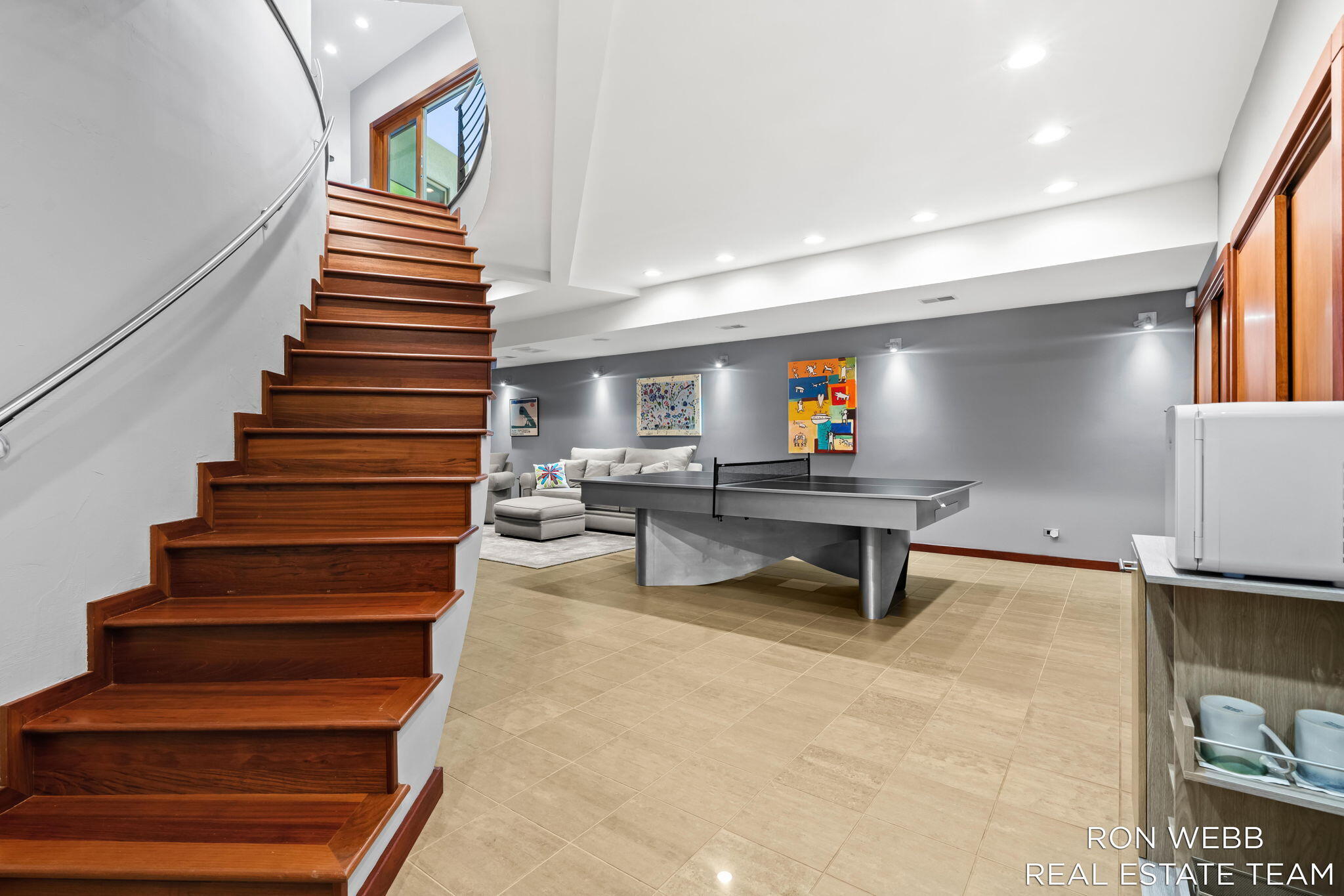 1234 Shorecrest Drive