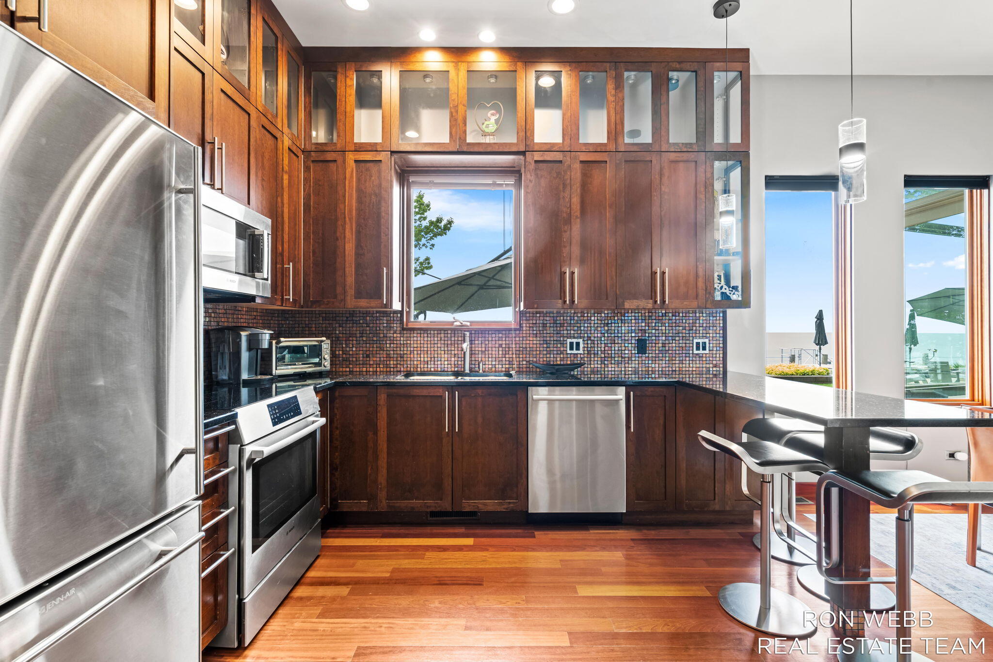 1234 Shorecrest Drive