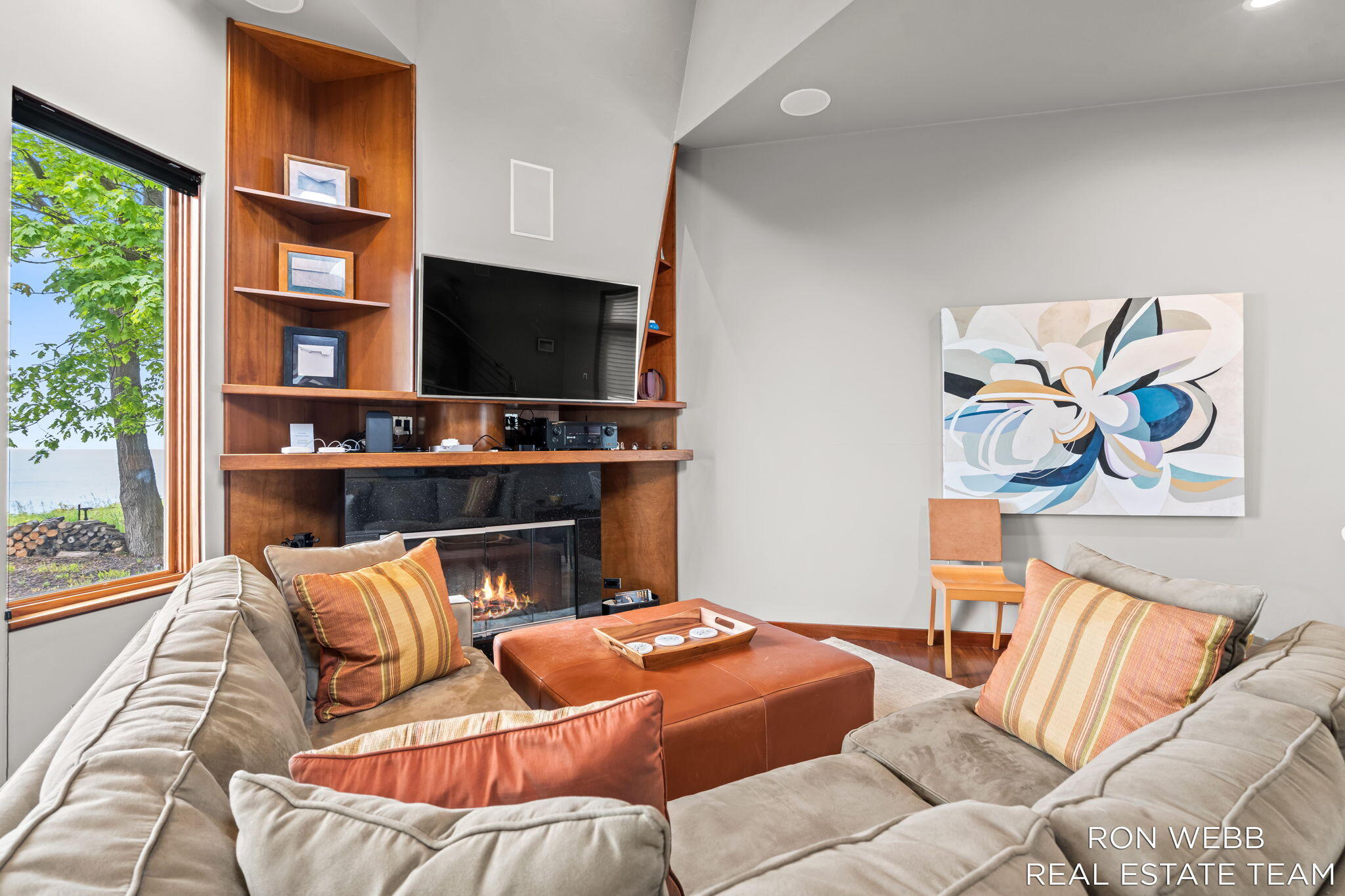 1234 Shorecrest Drive