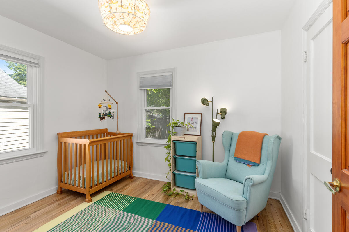 525 W 22nd Street