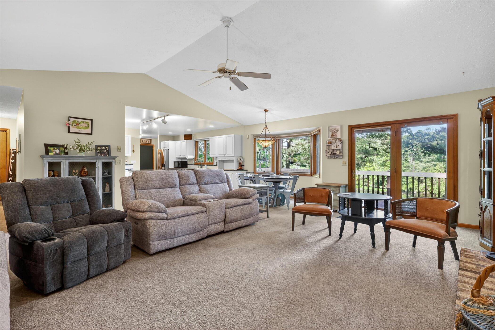 1286 Bridge Road