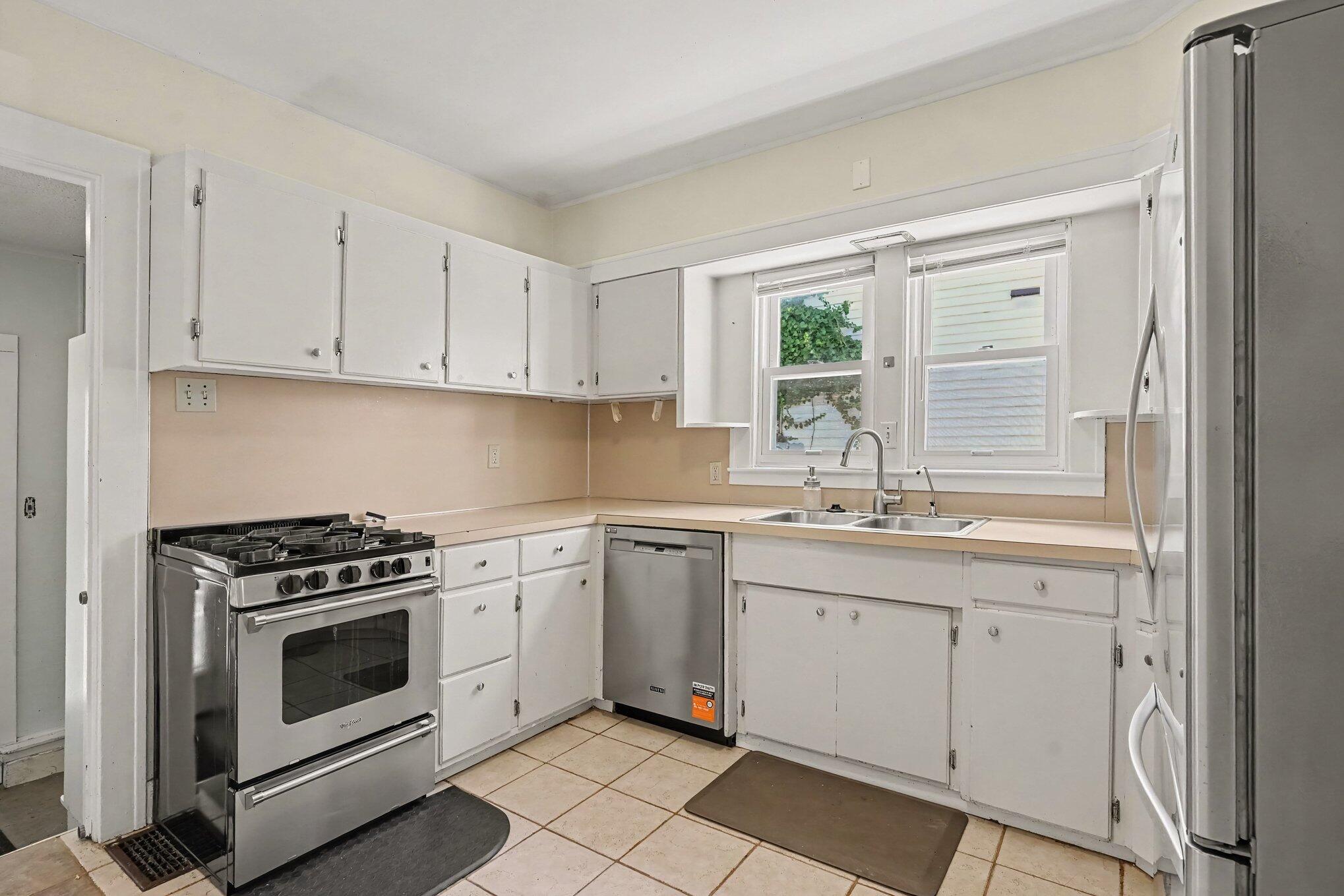 194 W 20th Street