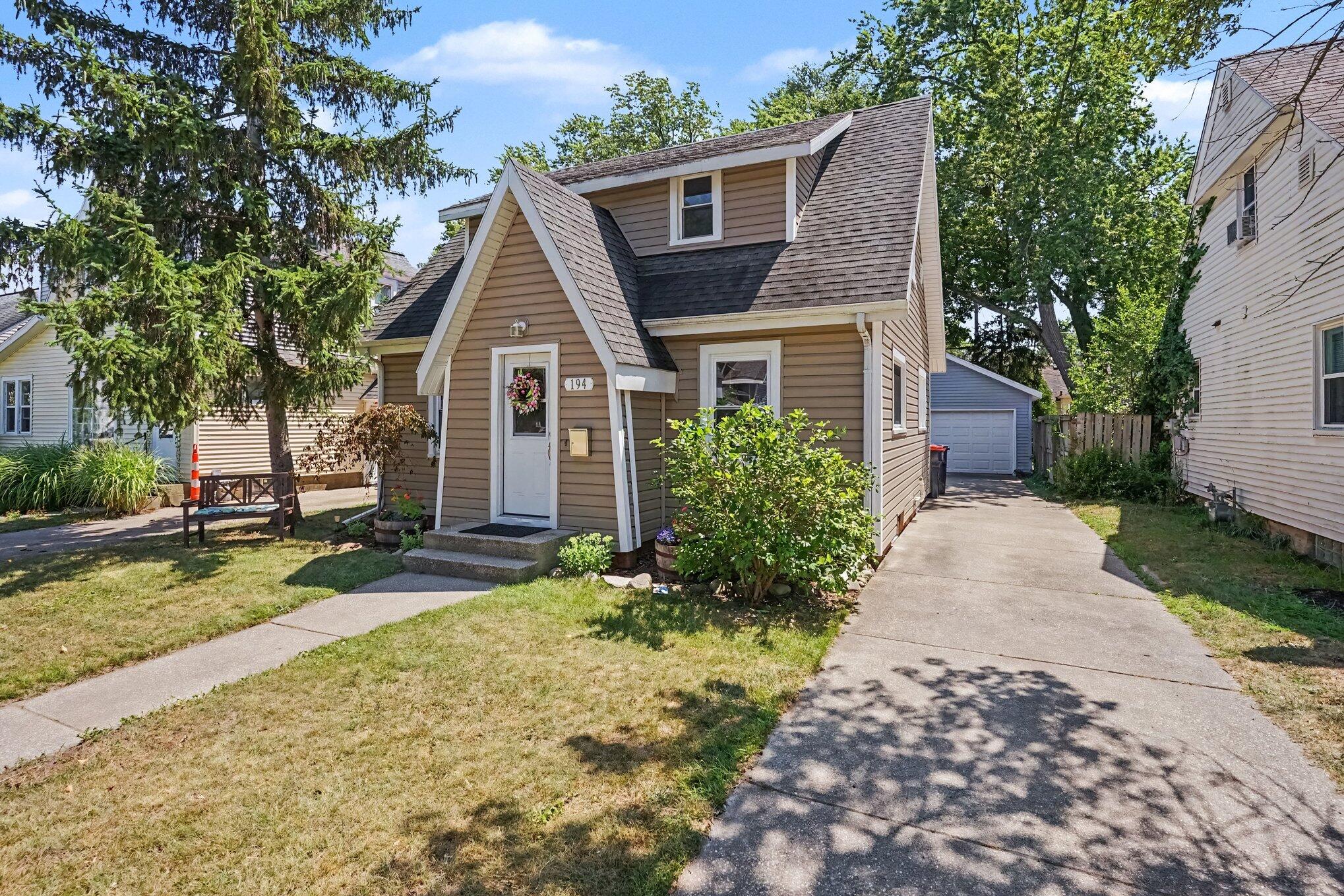 194 W 20th Street