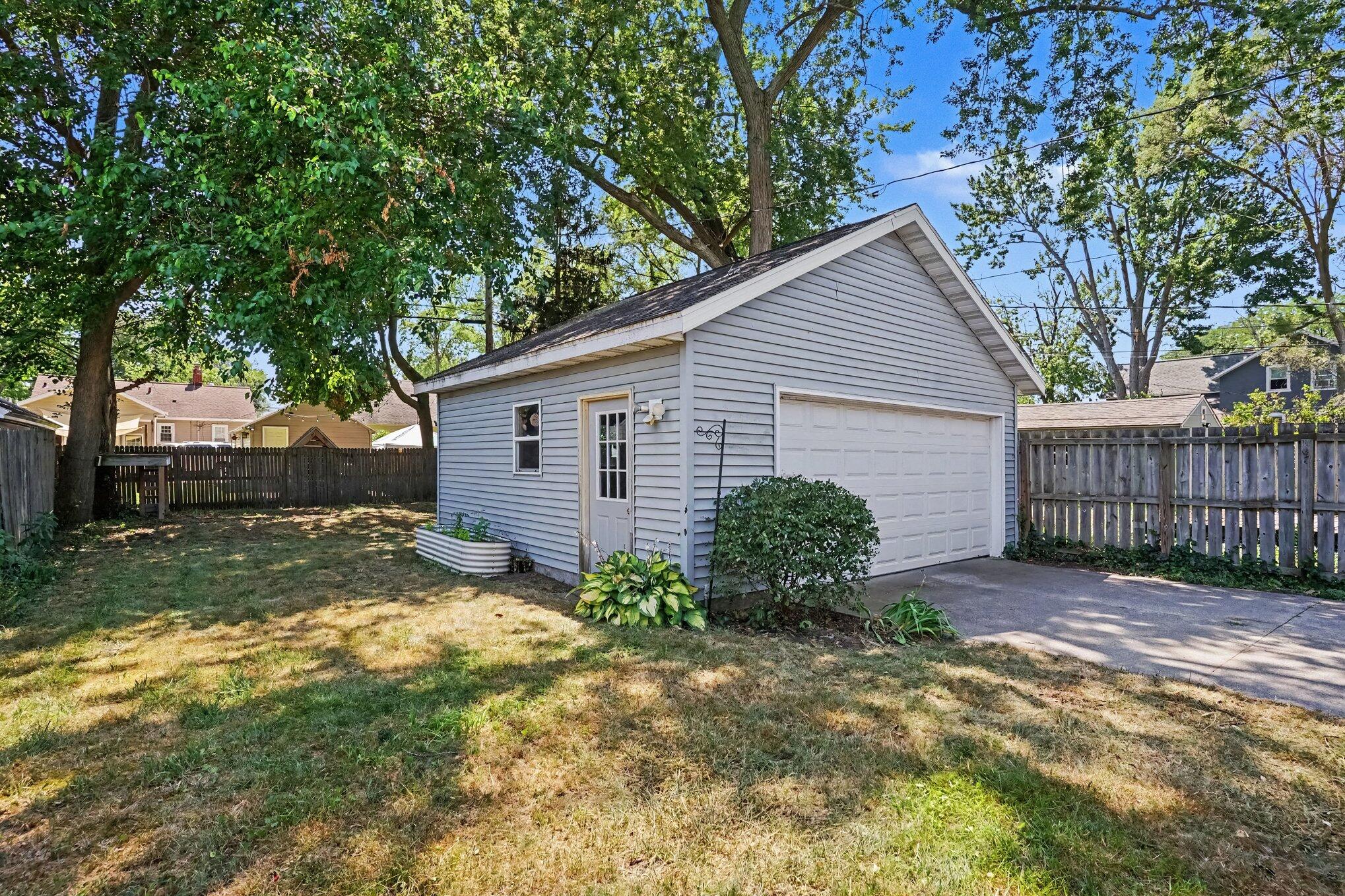 194 W 20th Street