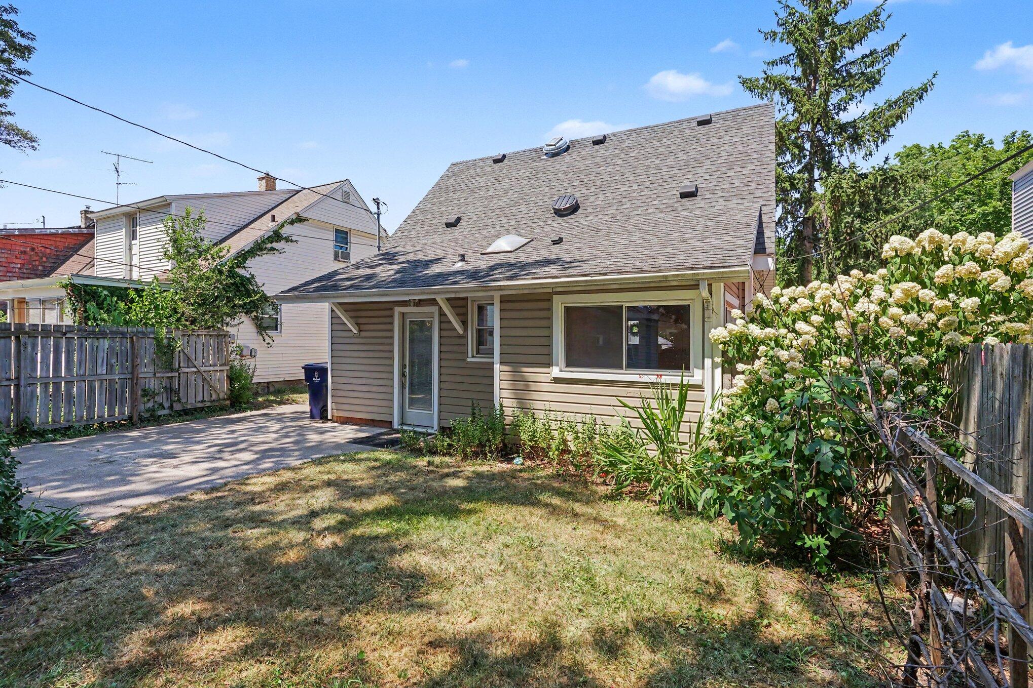194 W 20th Street