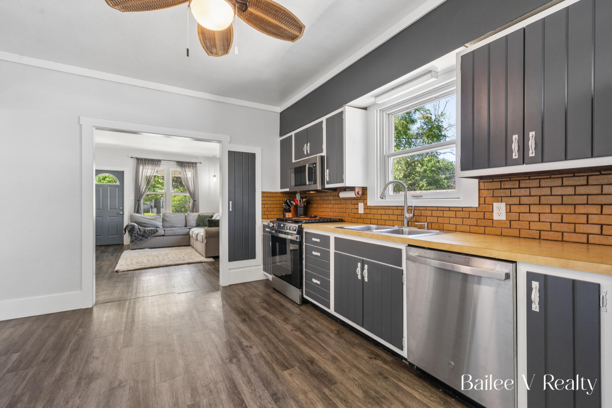 275 W 29th Street