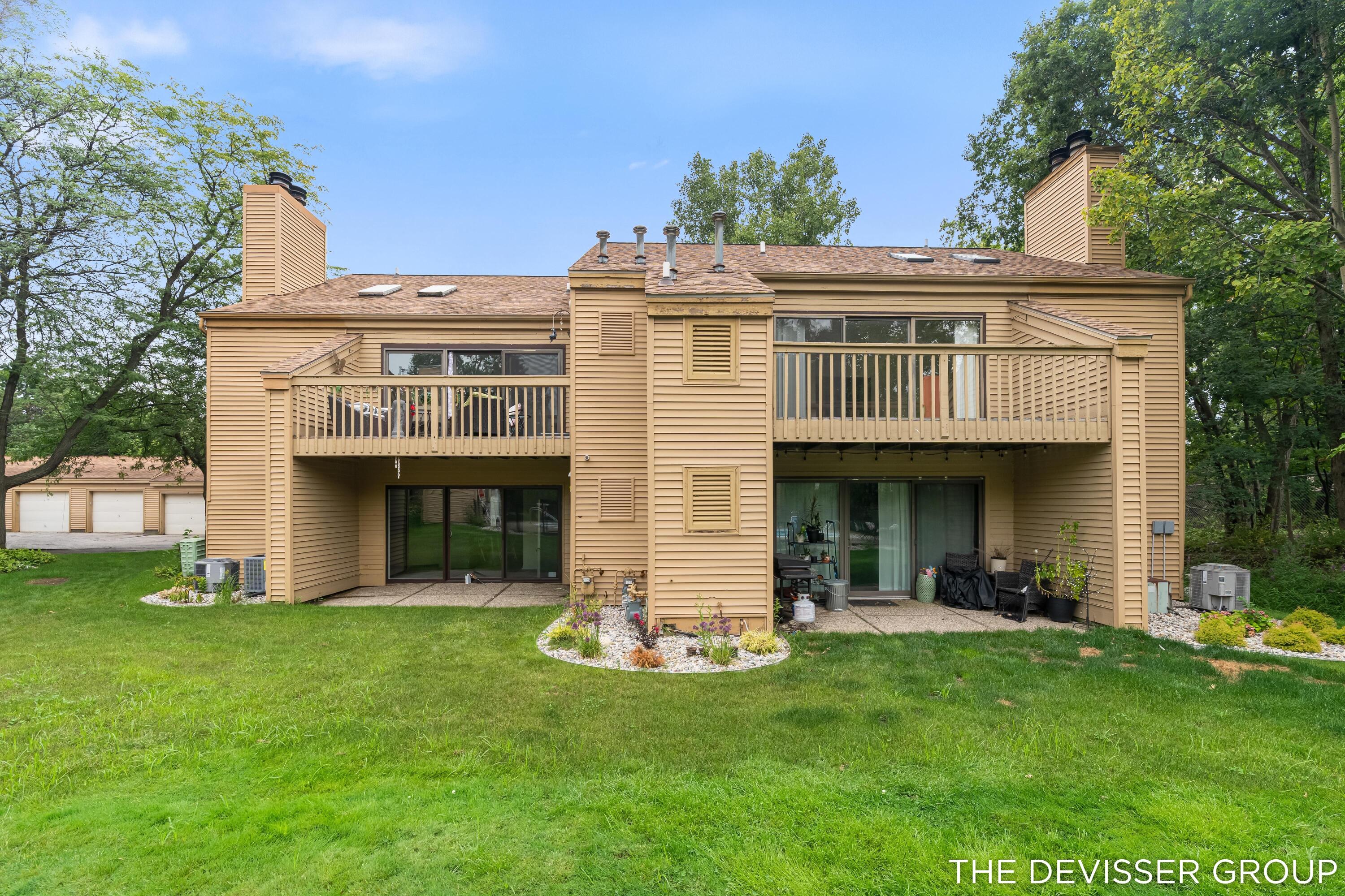 300 Farington Boulevard 3