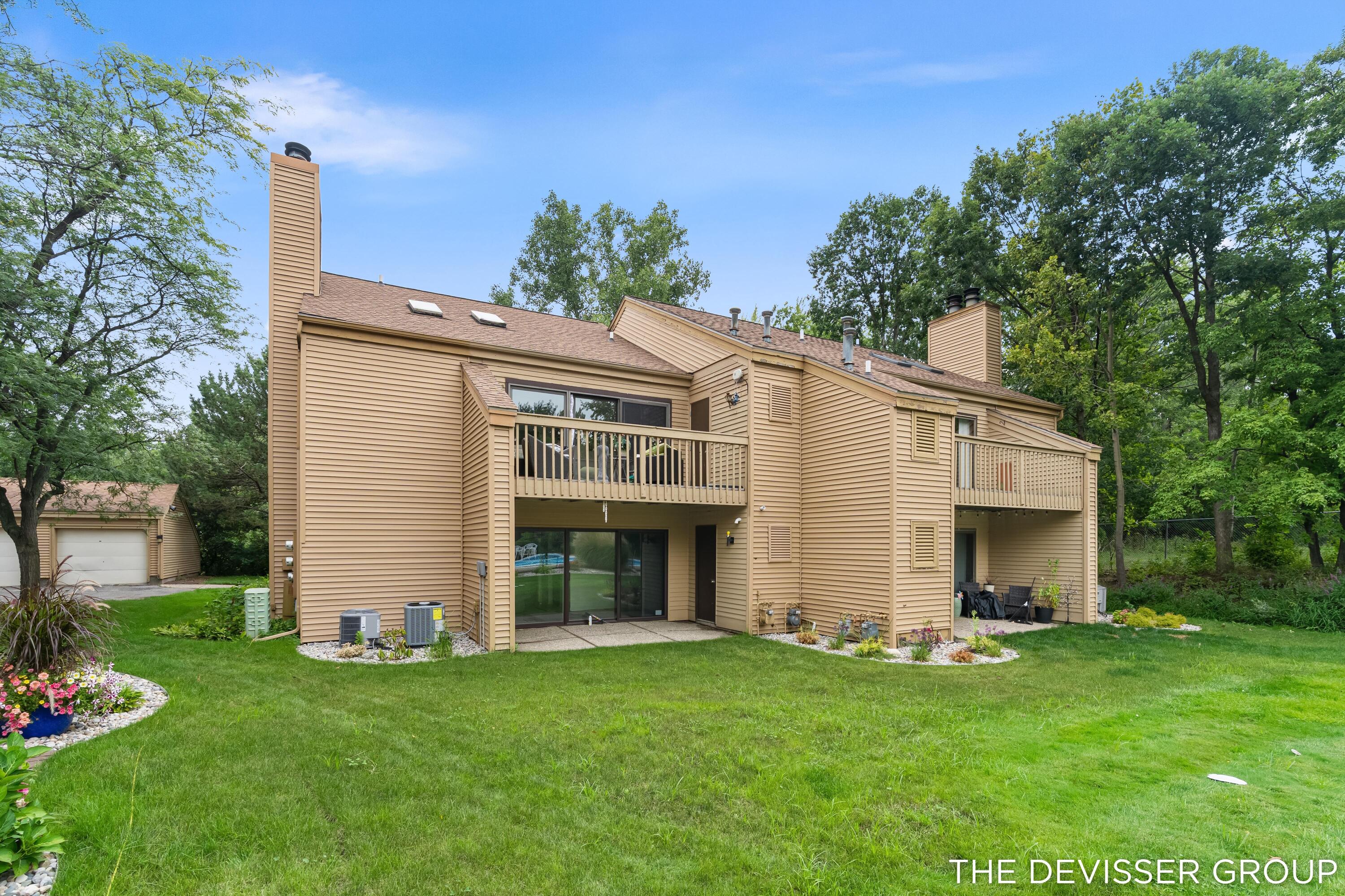 300 Farington Boulevard 3