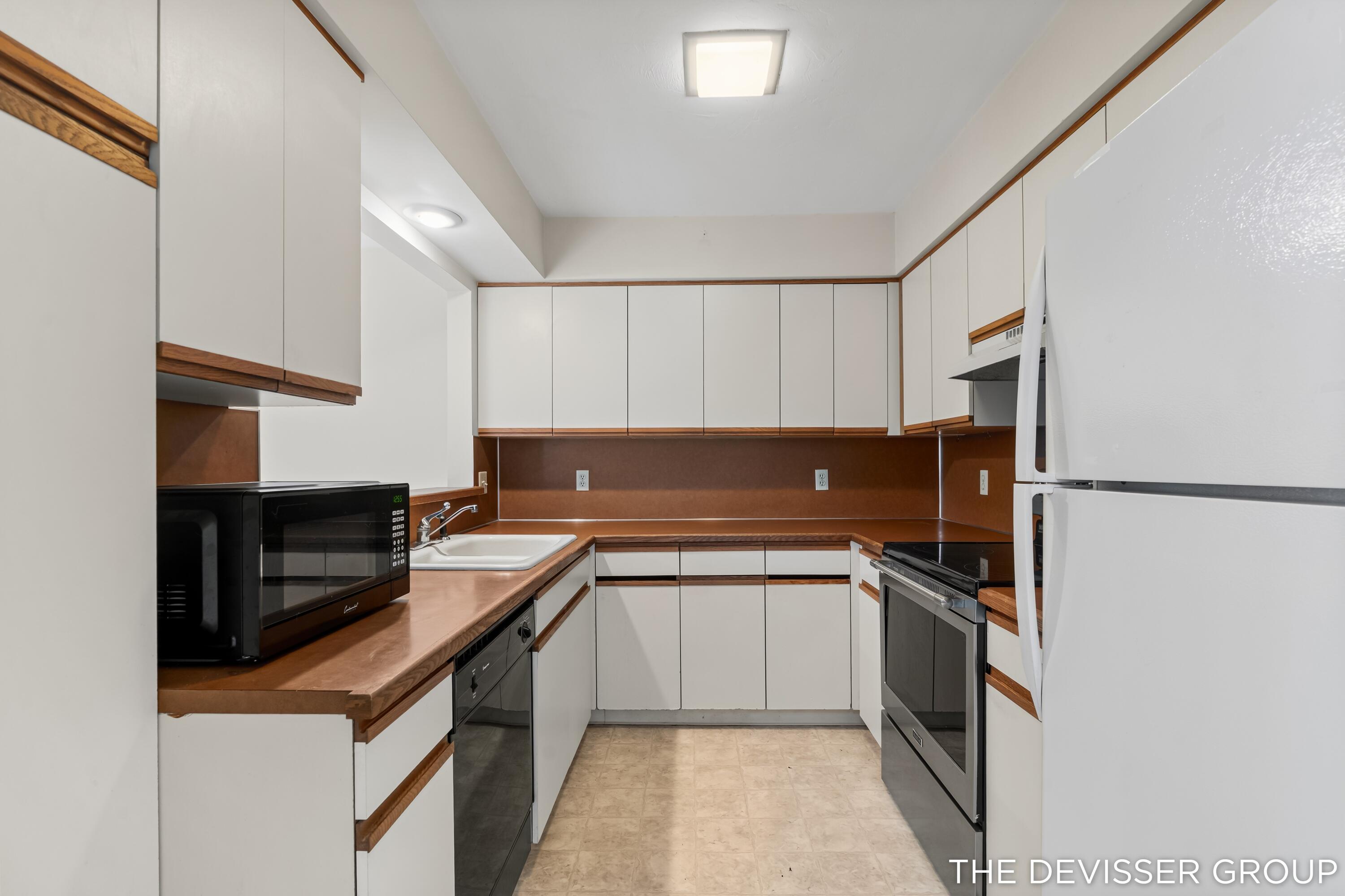 300 Farington Boulevard 3