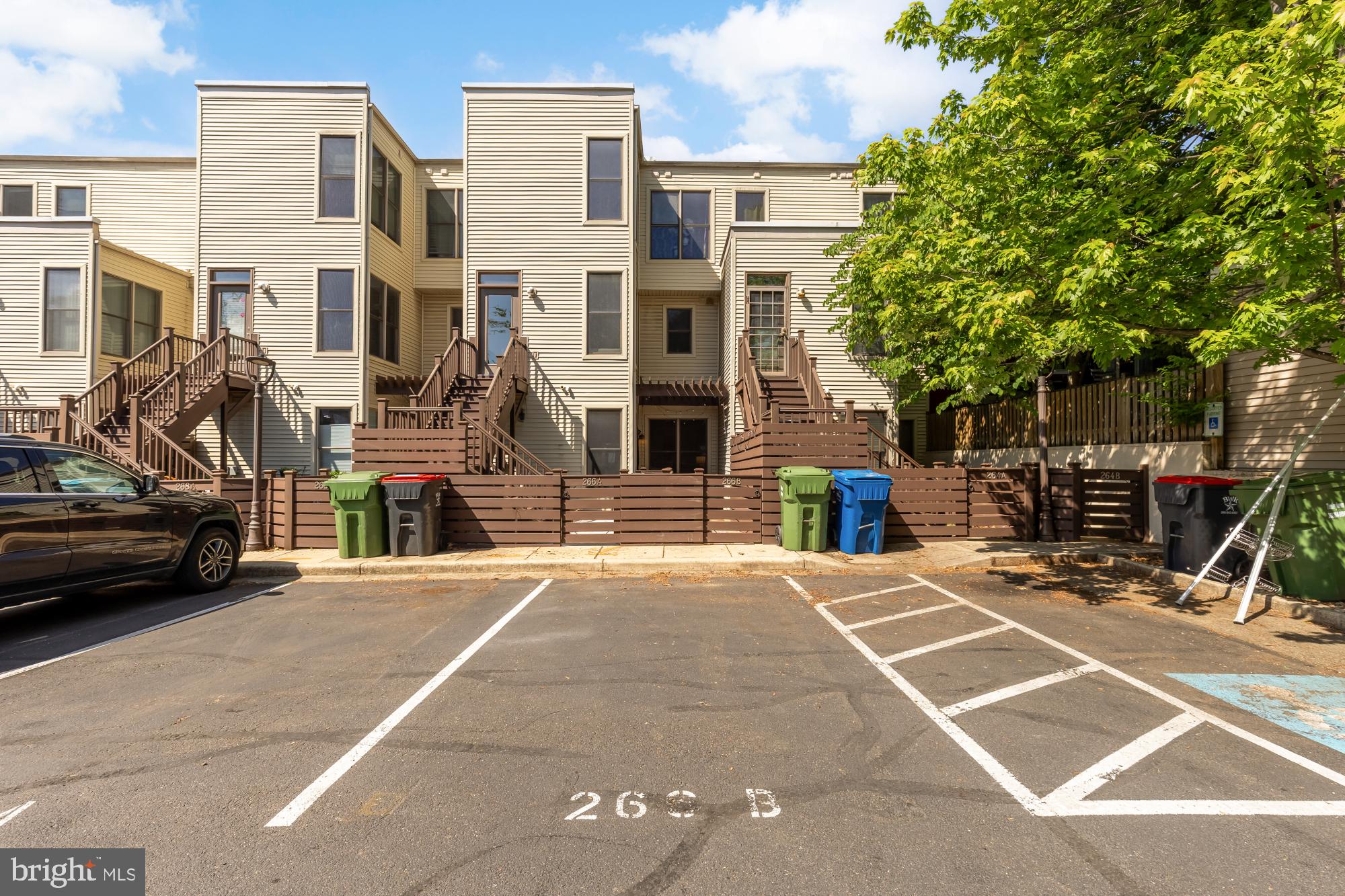 266 Kentucky Ave SE #B