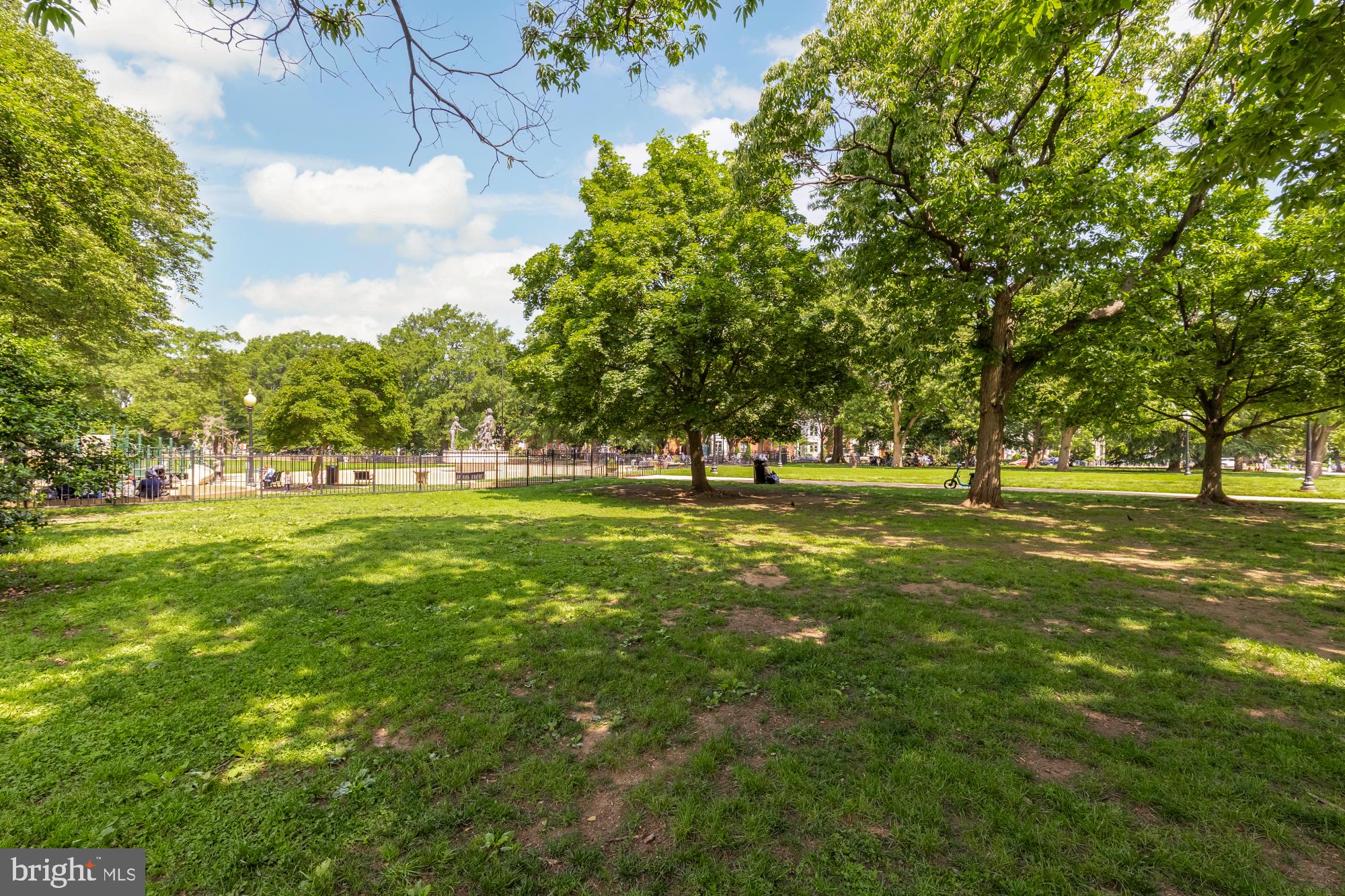 266 Kentucky Ave SE #B