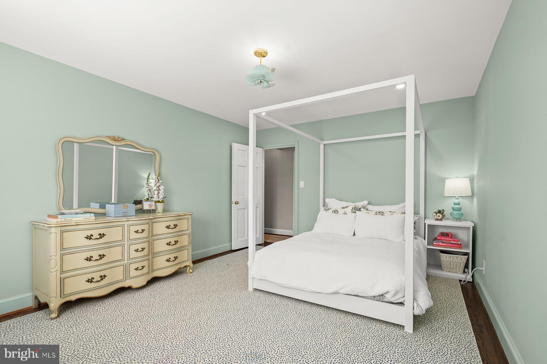 4921 TILDEN STREET NW