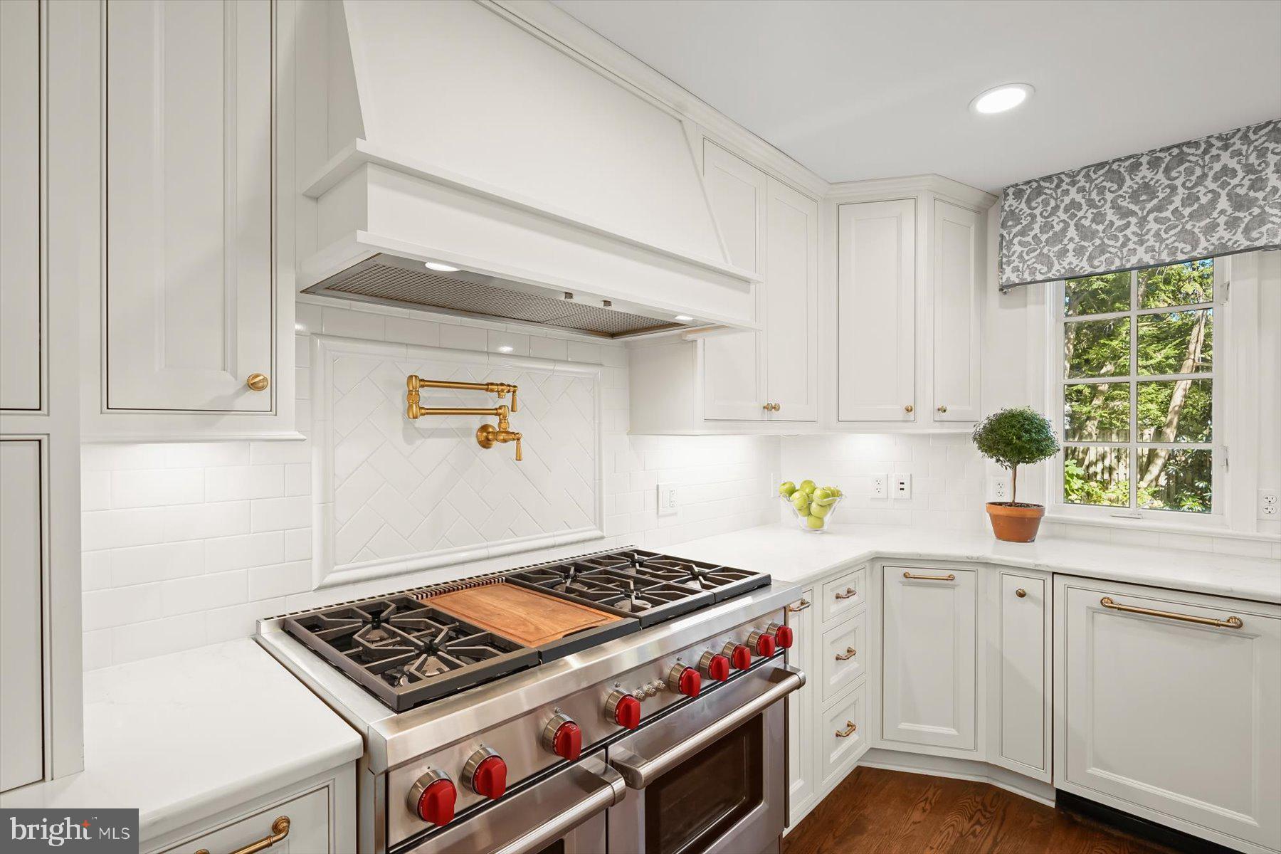 4921 TILDEN STREET NW