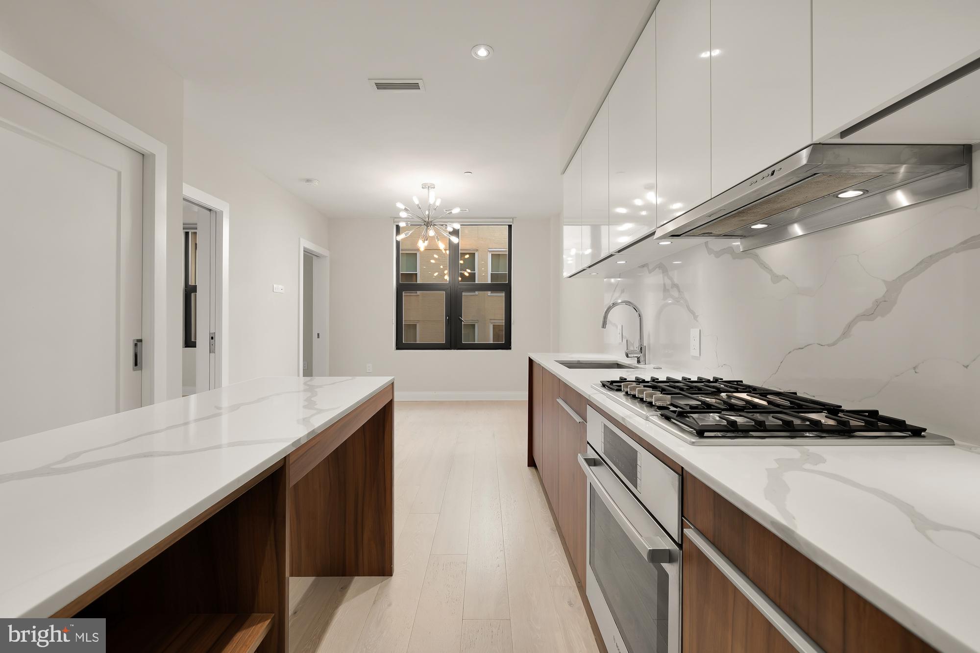 1427 RHODE ISLAND AVENUE NW 402