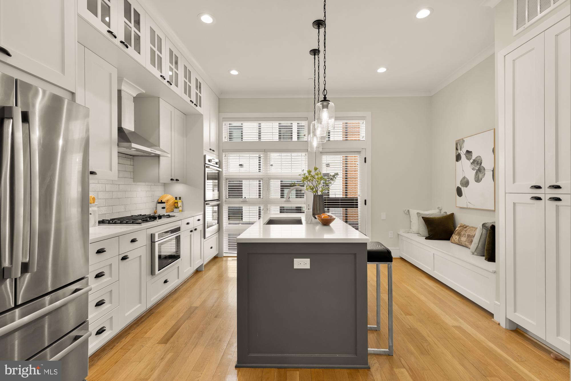 415 GUETHLER'S WAY SE