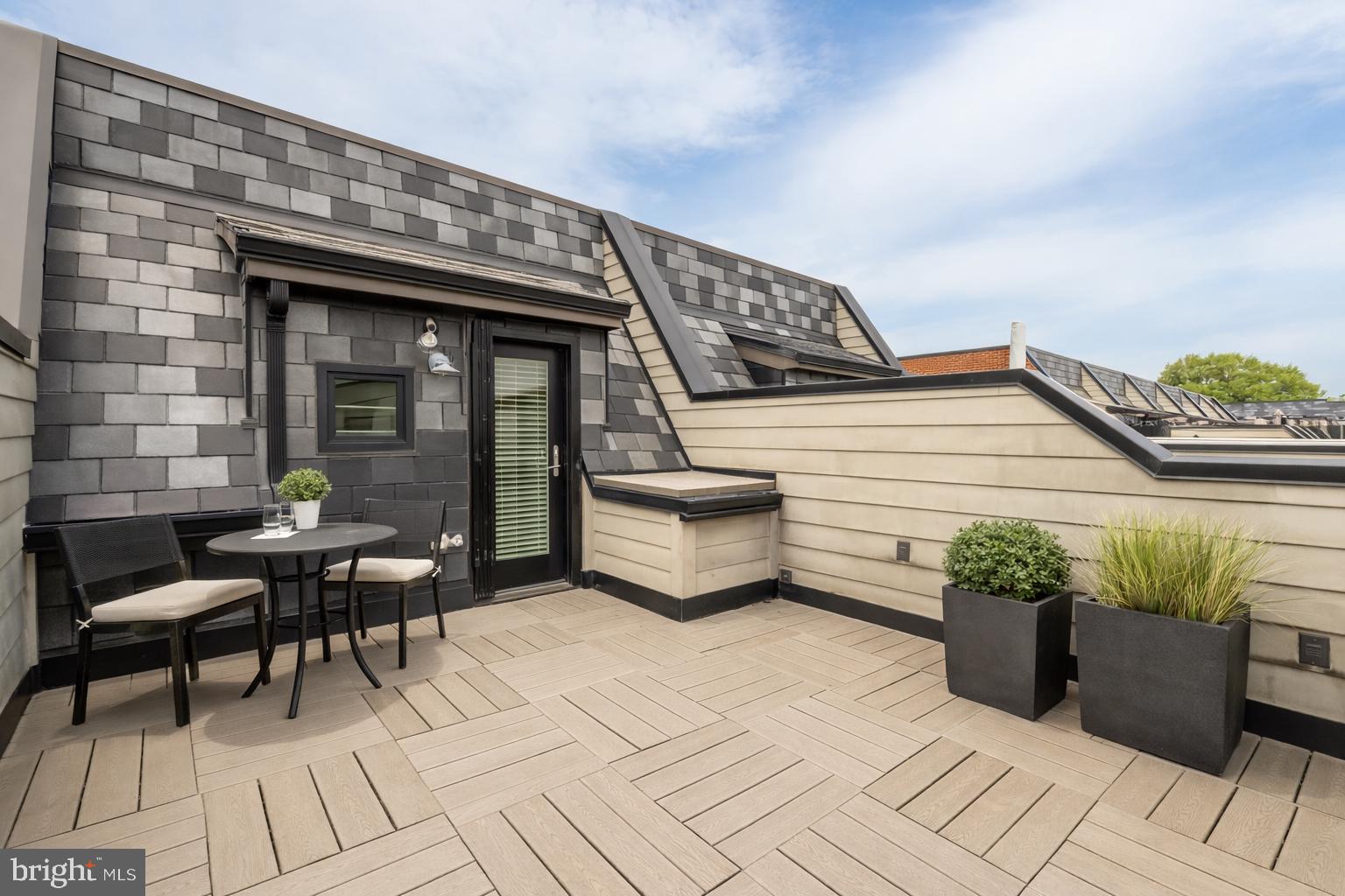 415 GUETHLER'S WAY SE