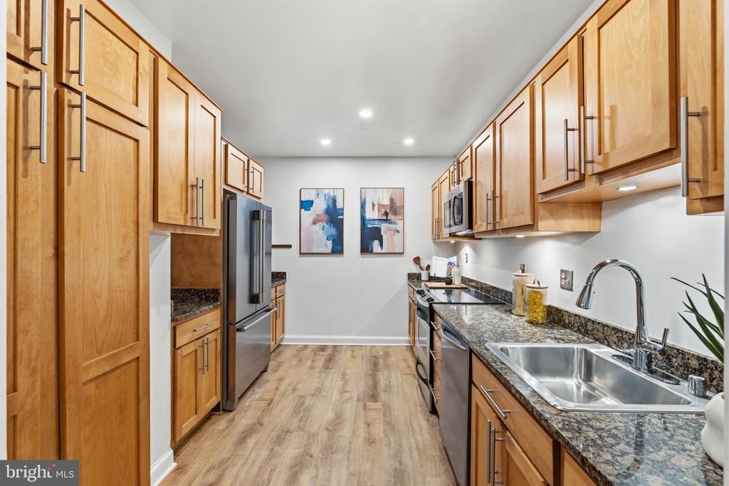 1614 BEEKMAN PLACE NW Unit: C