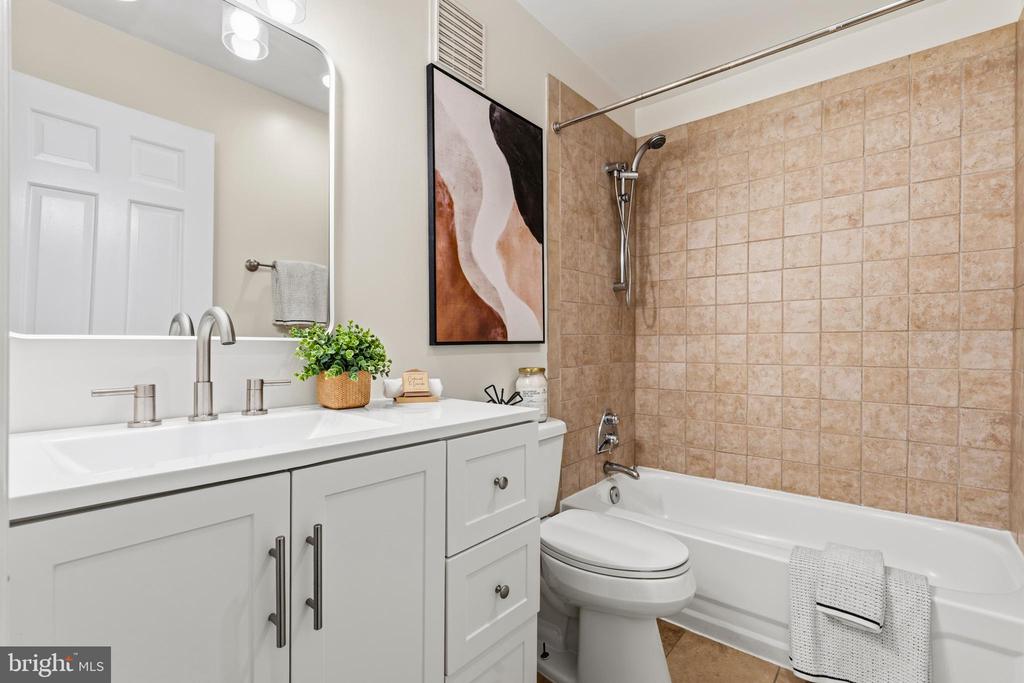 1614 BEEKMAN PLACE NW Unit: C