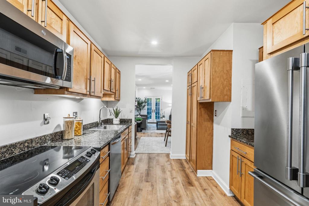 1614 BEEKMAN PLACE NW Unit: C