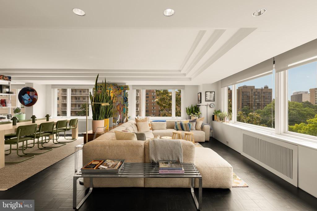 2475 VIRGINIA AVENUE NW Unit: 621