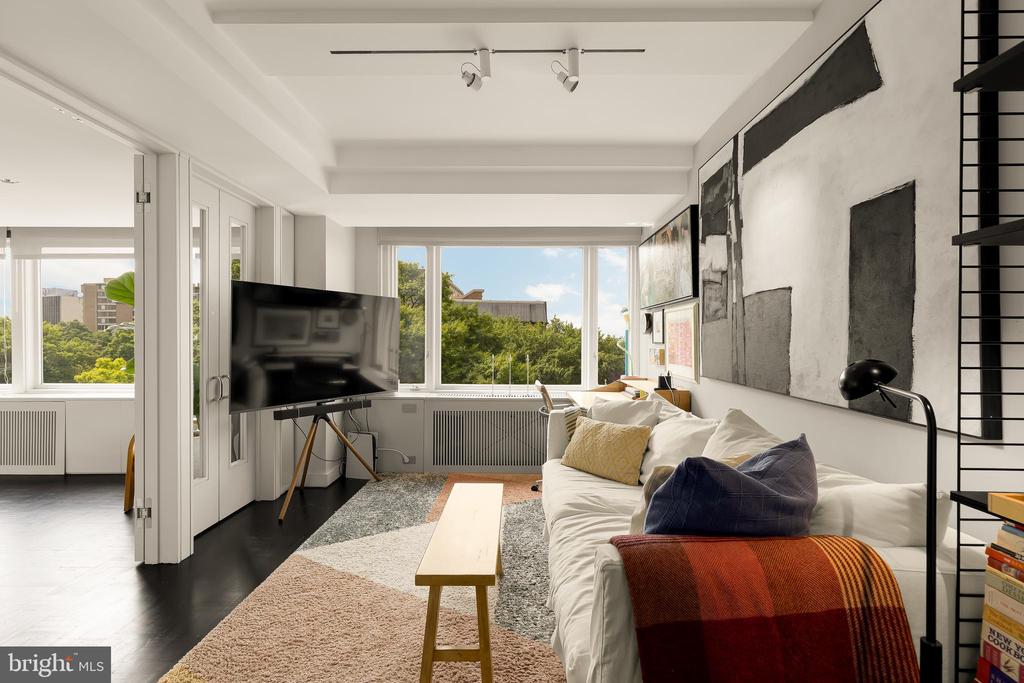 2475 VIRGINIA AVENUE NW Unit: 621