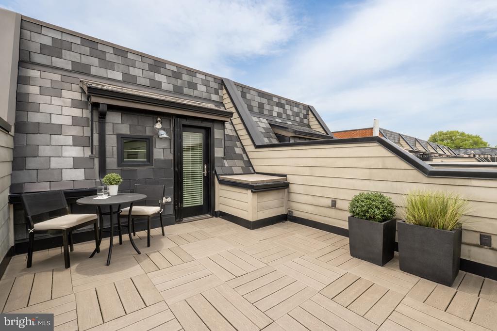415 GUETHLER'S WAY SE