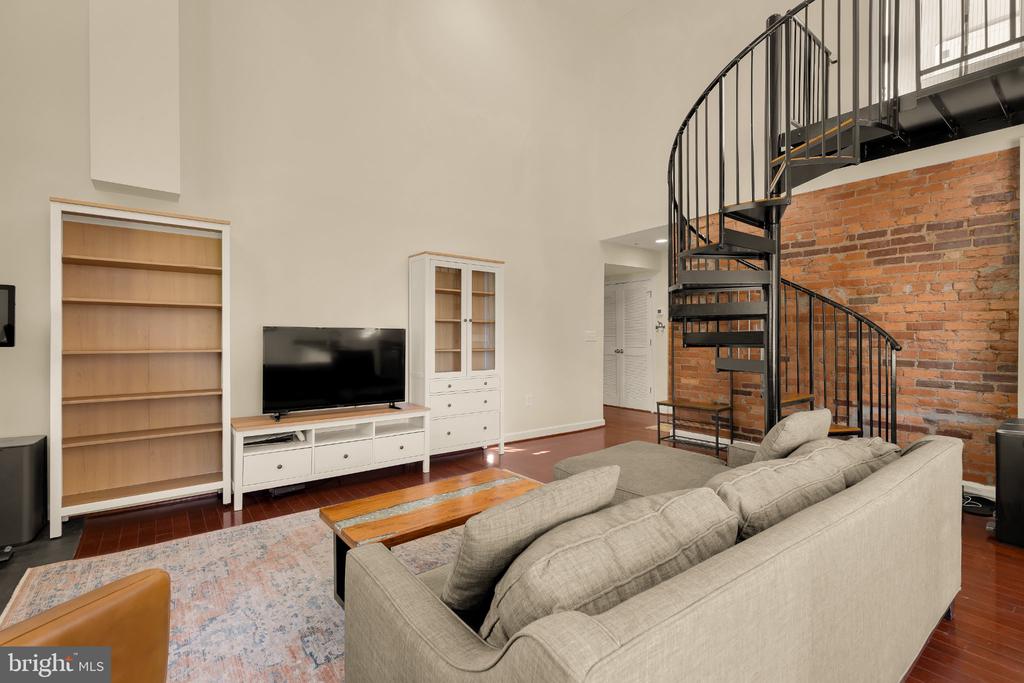 5407 9TH STREET NW Unit: 310