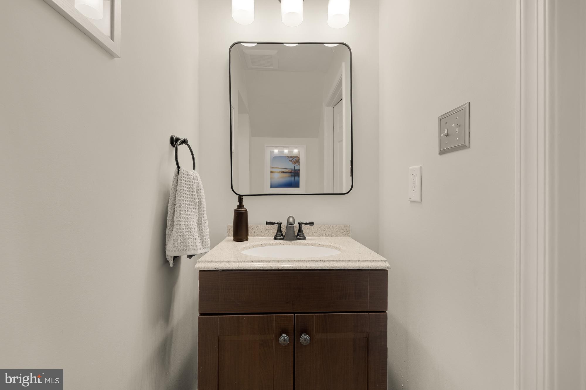 2433 S WALTER REED DRIVE 18-1