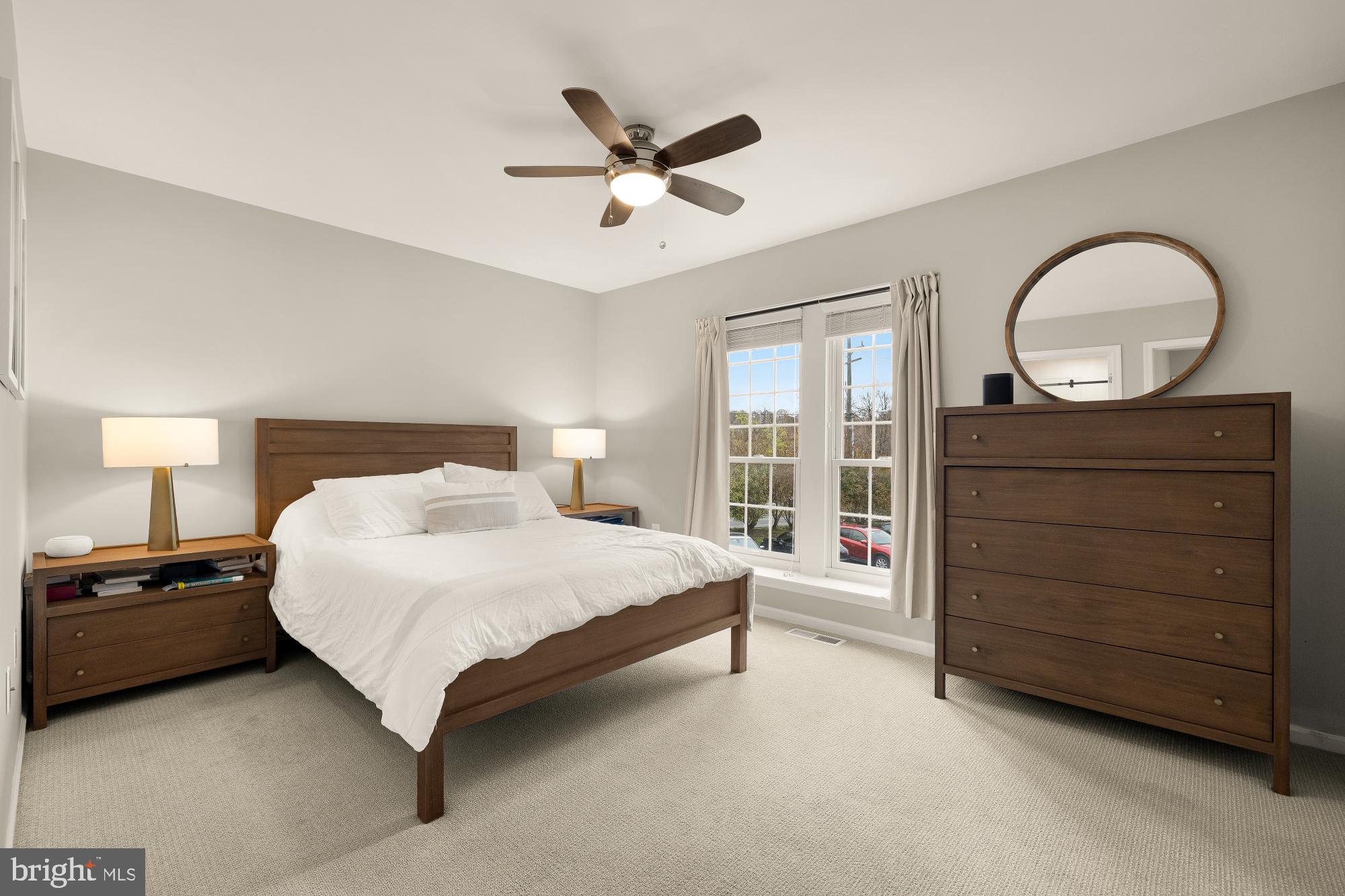 2433 S WALTER REED DRIVE 18-1